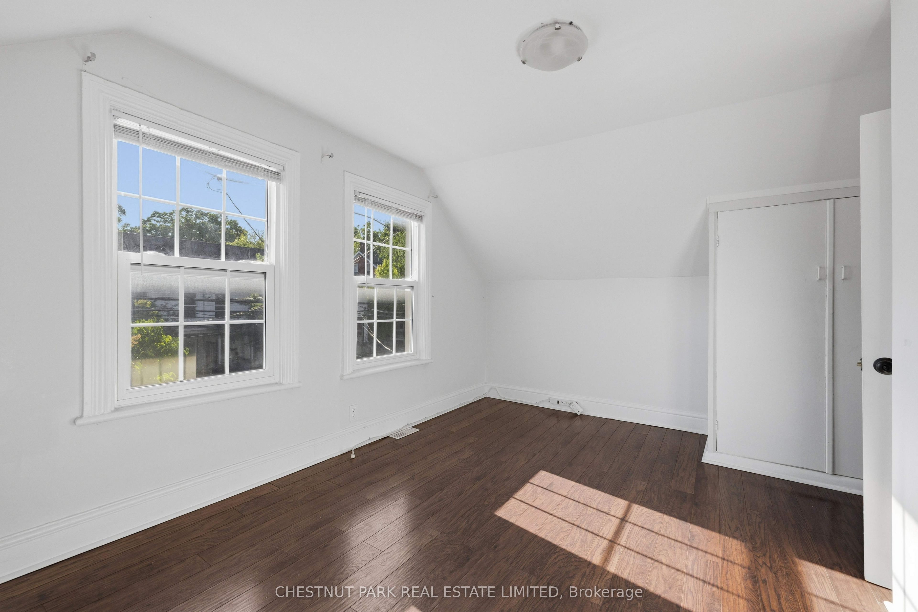 451 Albert Street Property Photo 21