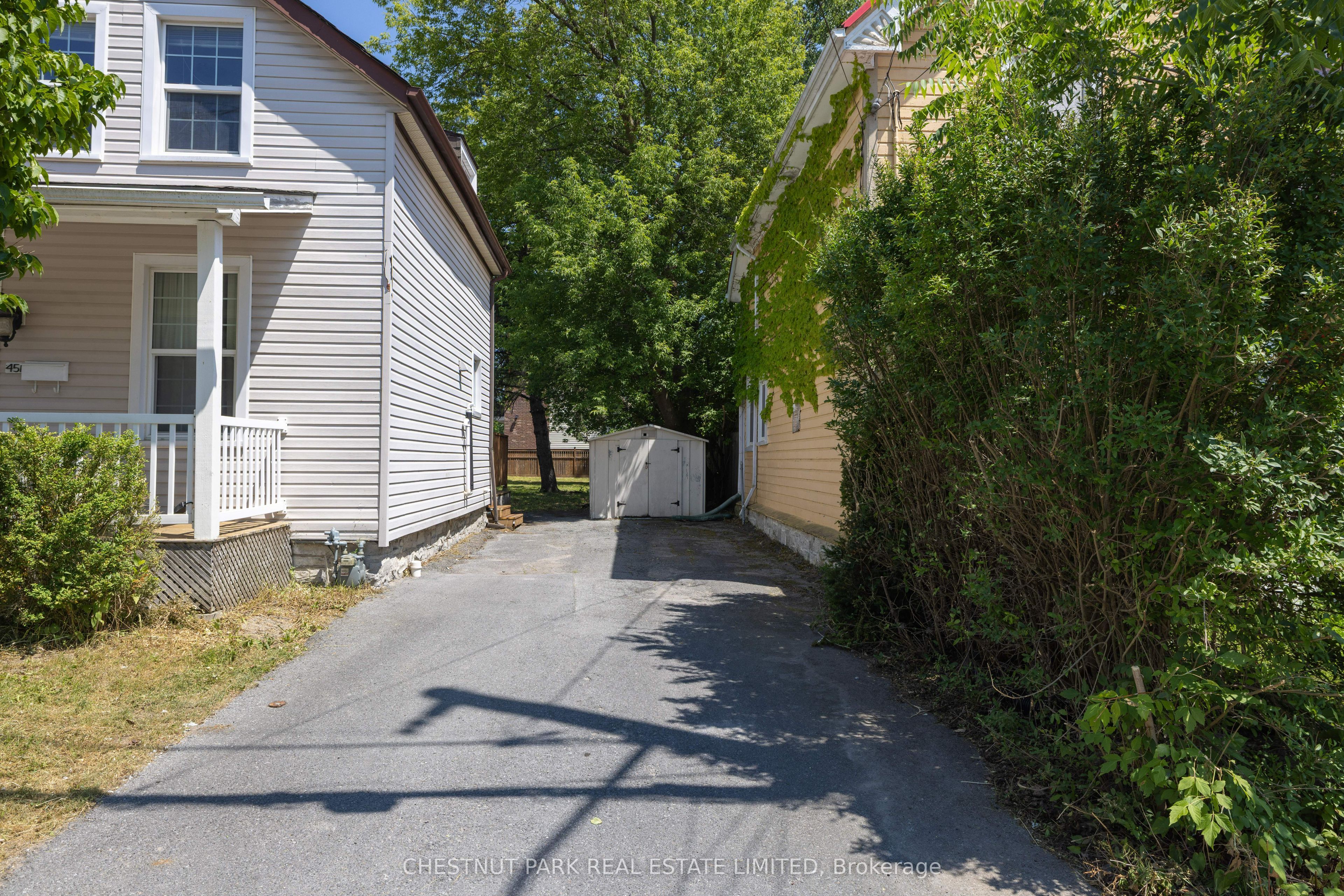 451 Albert Street Property Photo 23