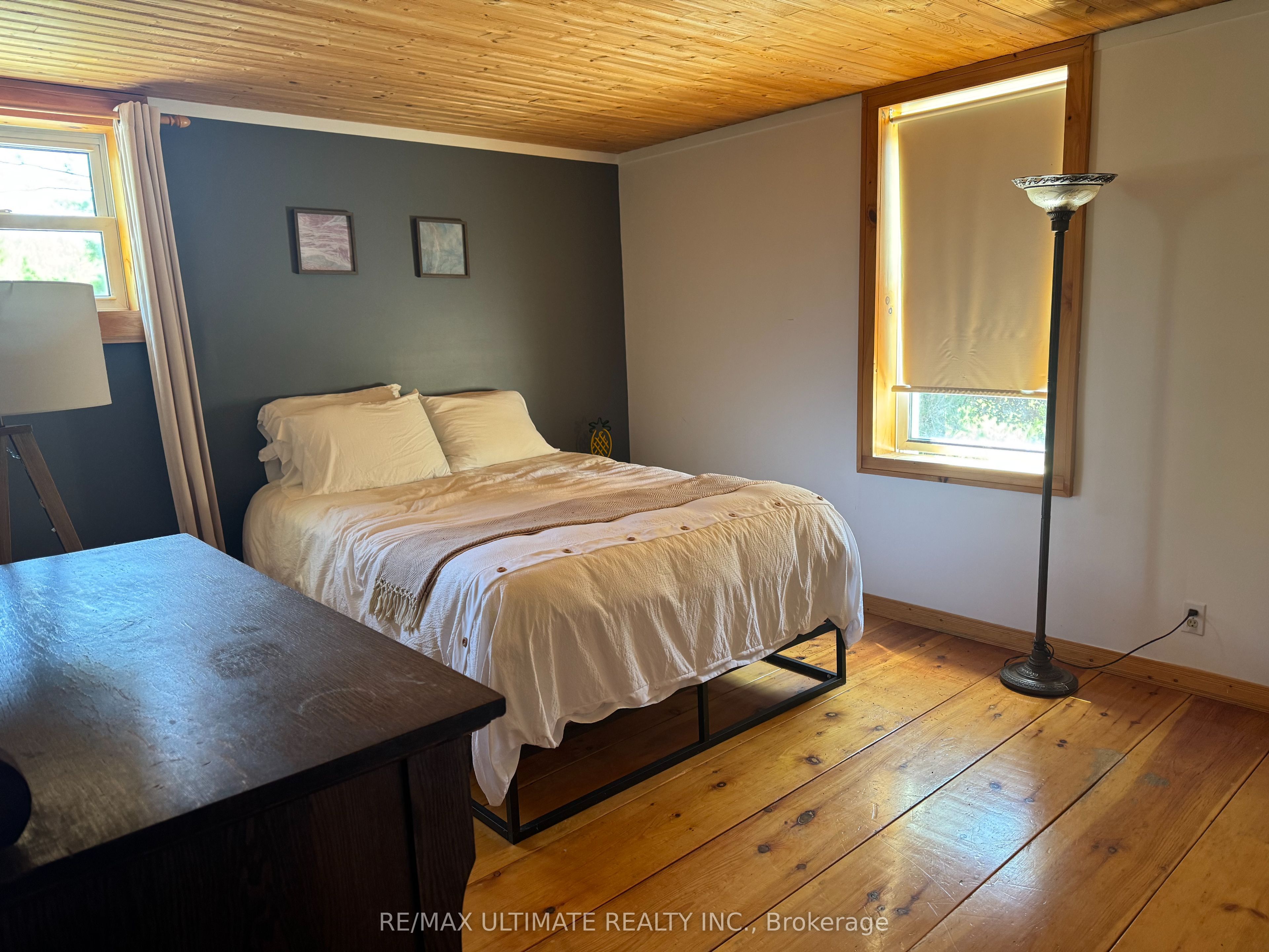 4 Central Wellington Street Property Photo 15
