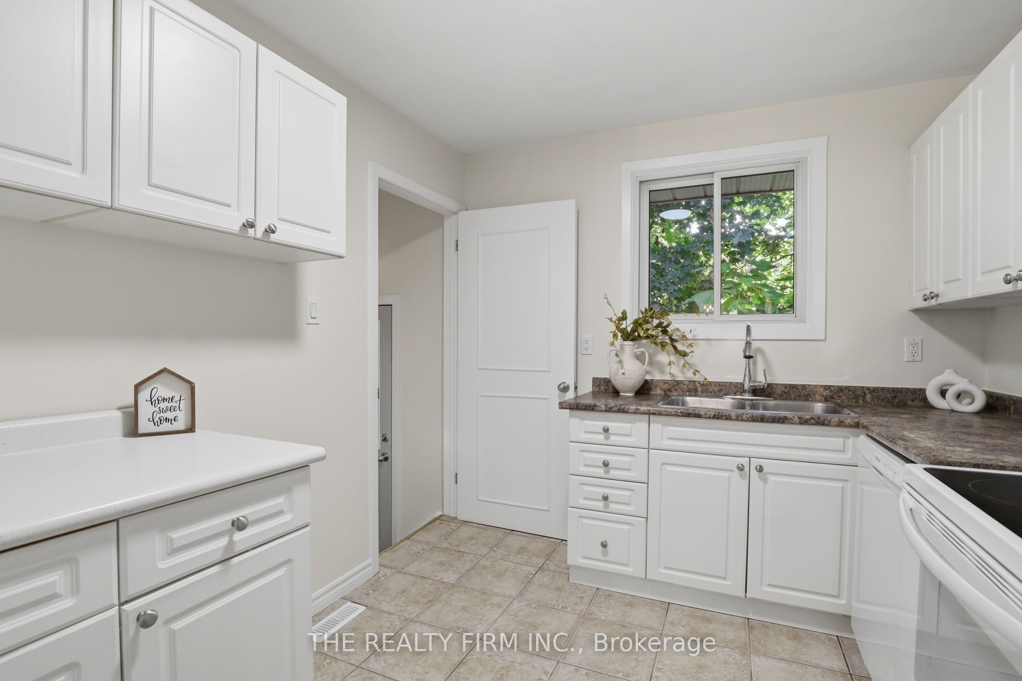 2 Noel Avenue Property Photo 11