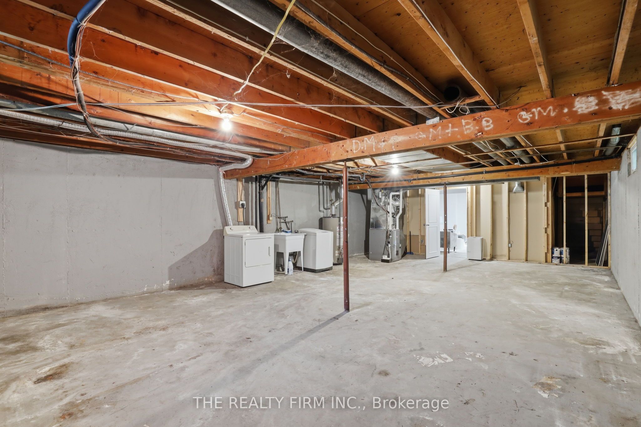2 Noel Avenue Property Photo 27