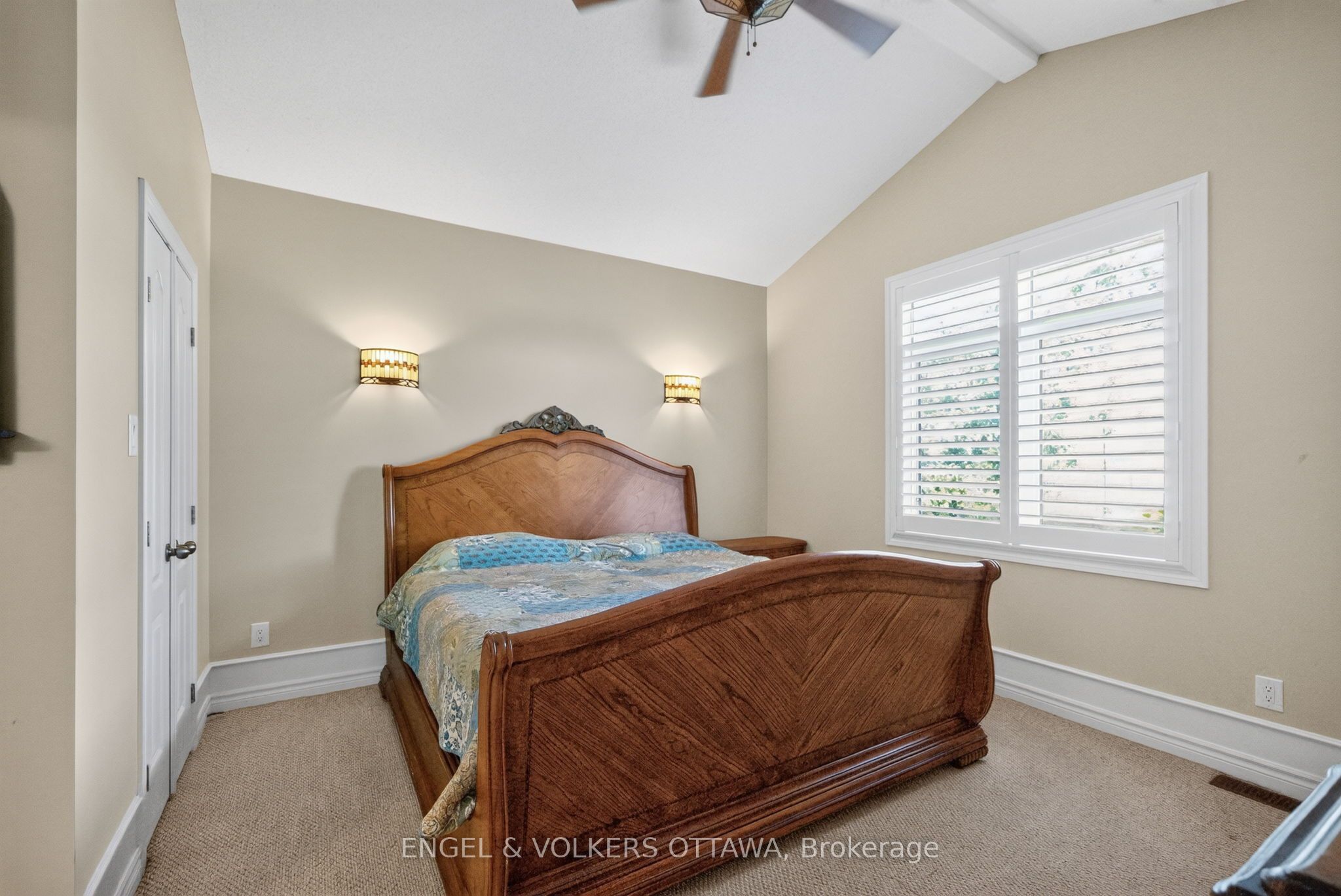 106 Equinelle Drive Property Photo 16