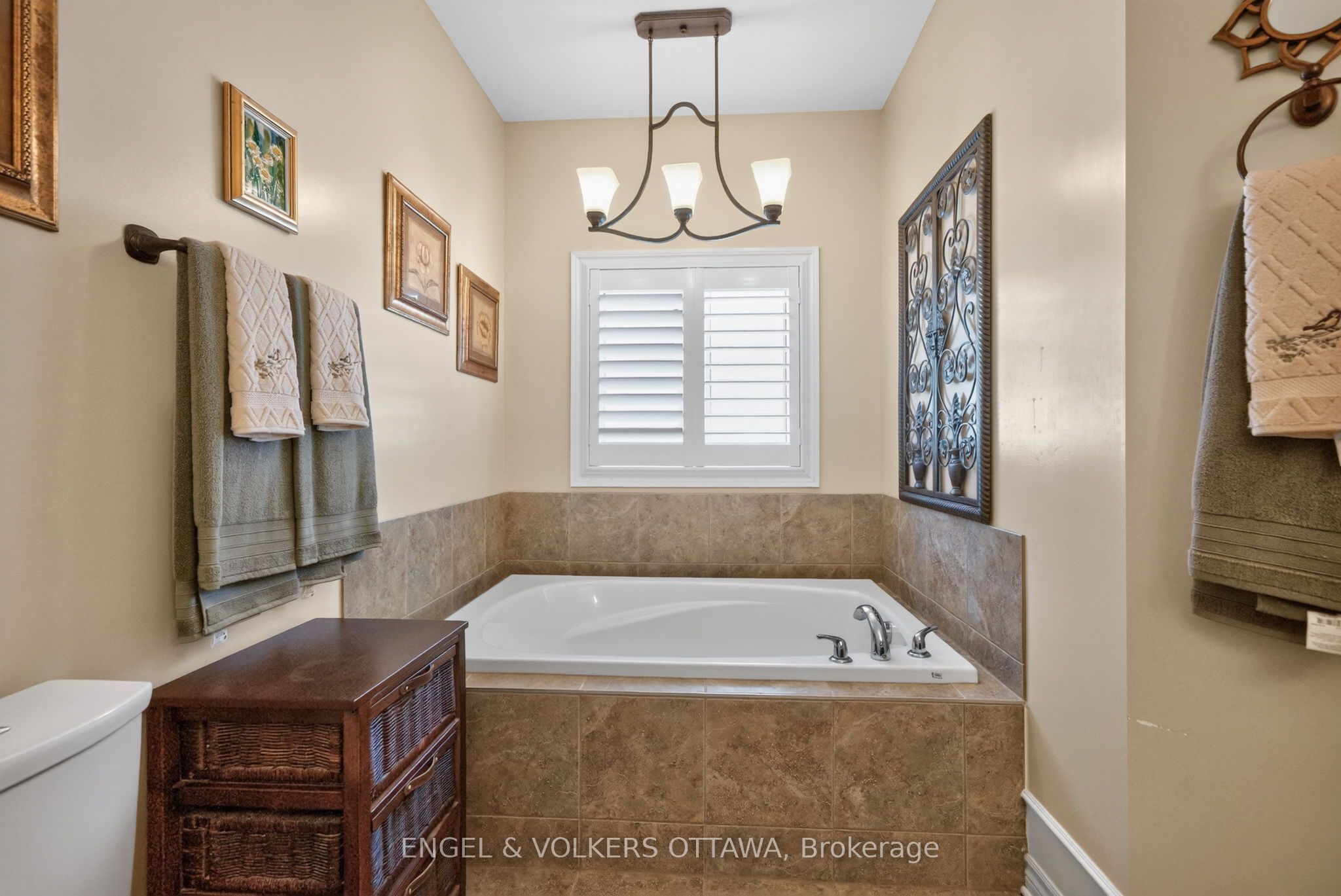 106 Equinelle Drive Property Photo 19