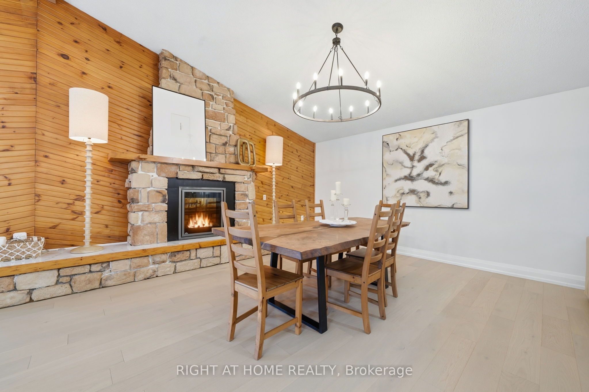 5609 4th Line Property Photo 12