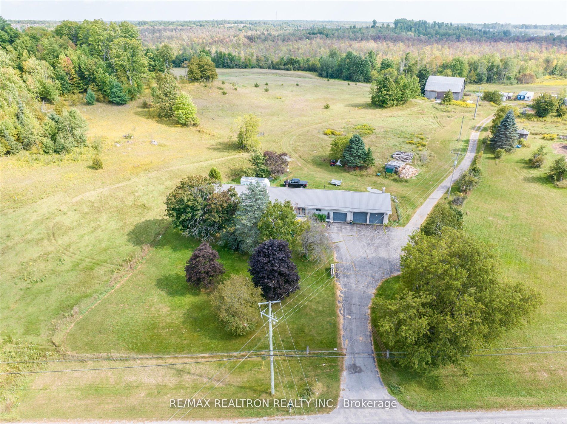 887 County 48 Road Property Photo 4