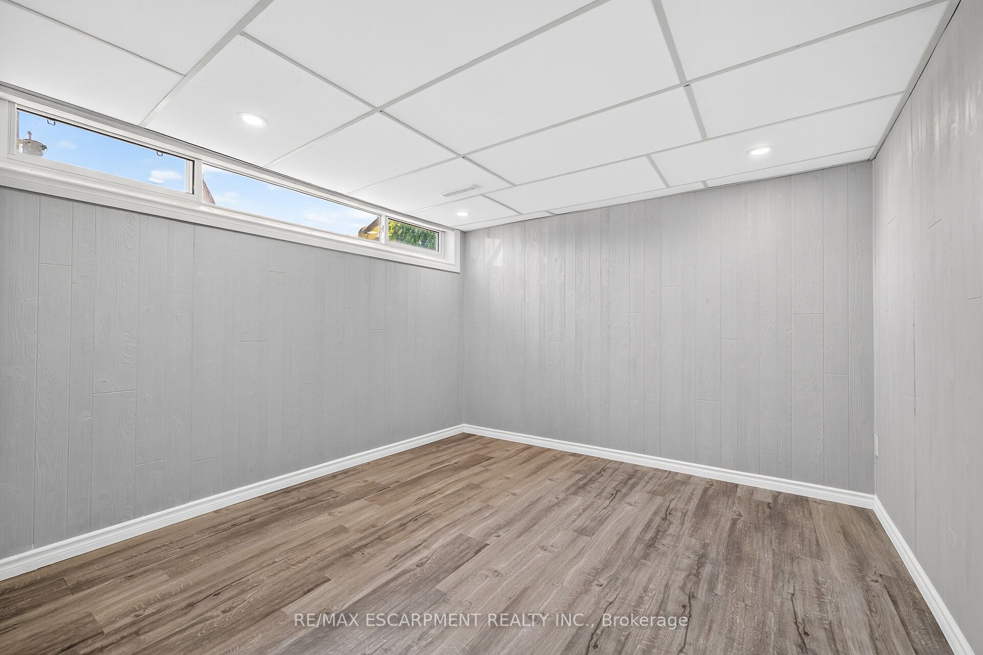 96 Fielding Crescent Property Photo 30