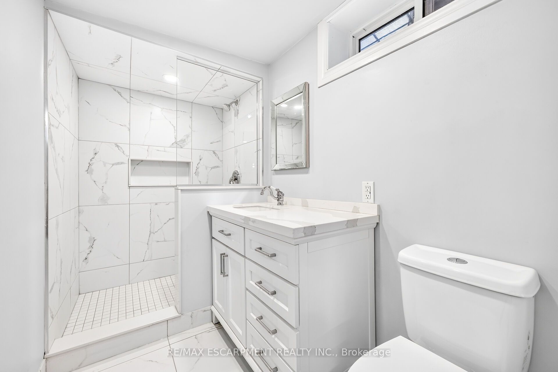 96 Fielding Crescent Property Photo 31