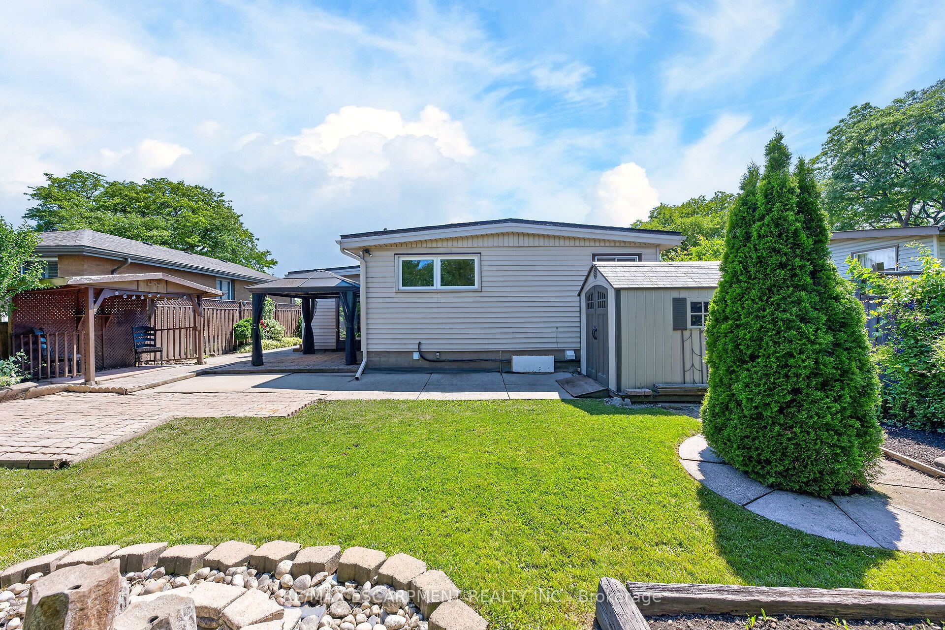 96 Fielding Crescent Property Photo 34