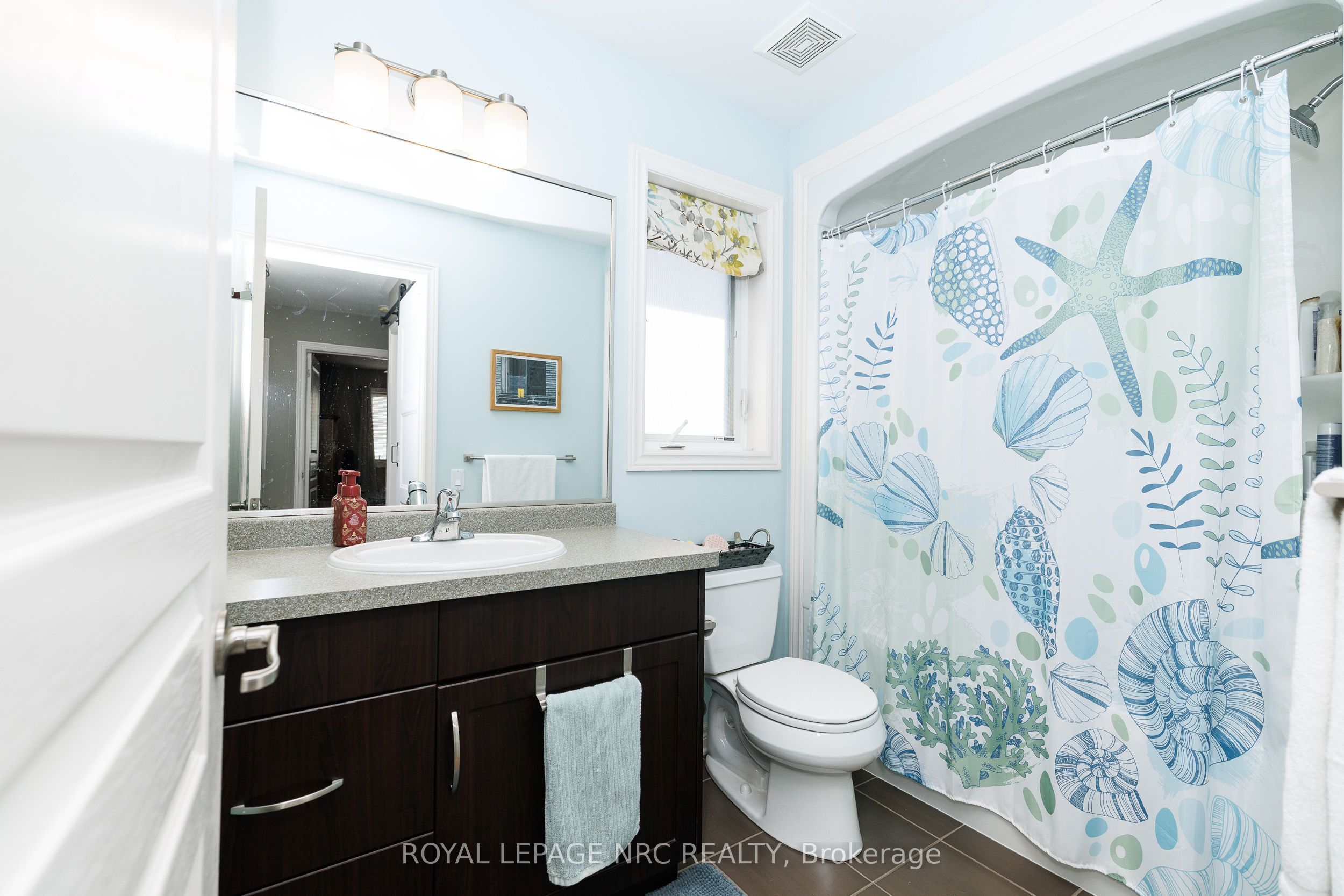 12 Wilfrid Laurier Crescent Property Photo 17