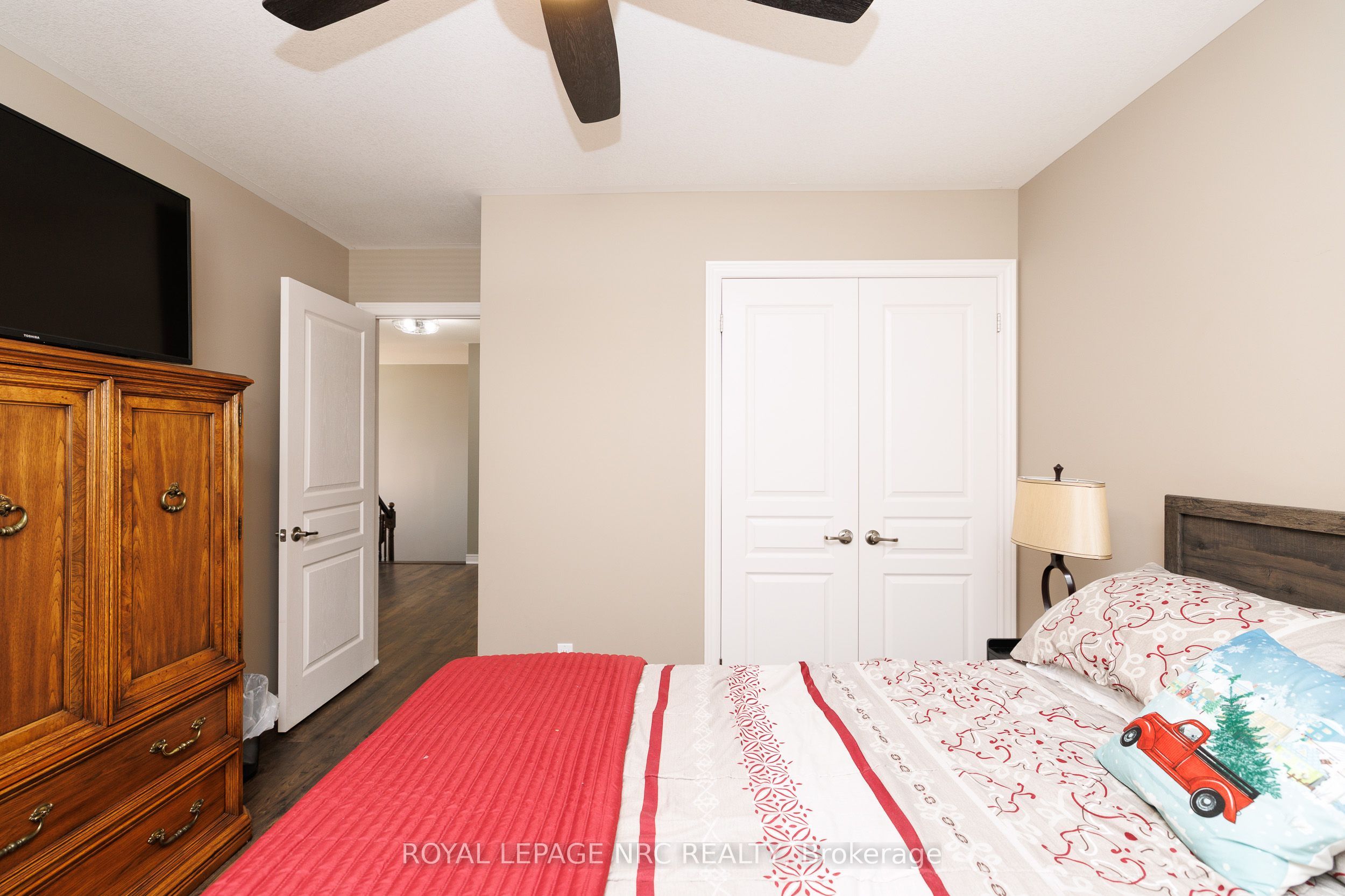 12 Wilfrid Laurier Crescent Property Photo 26