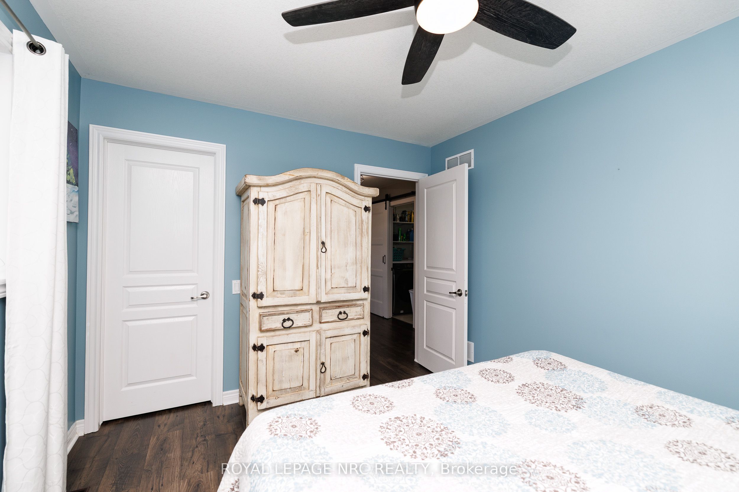 12 Wilfrid Laurier Crescent Property Photo 28