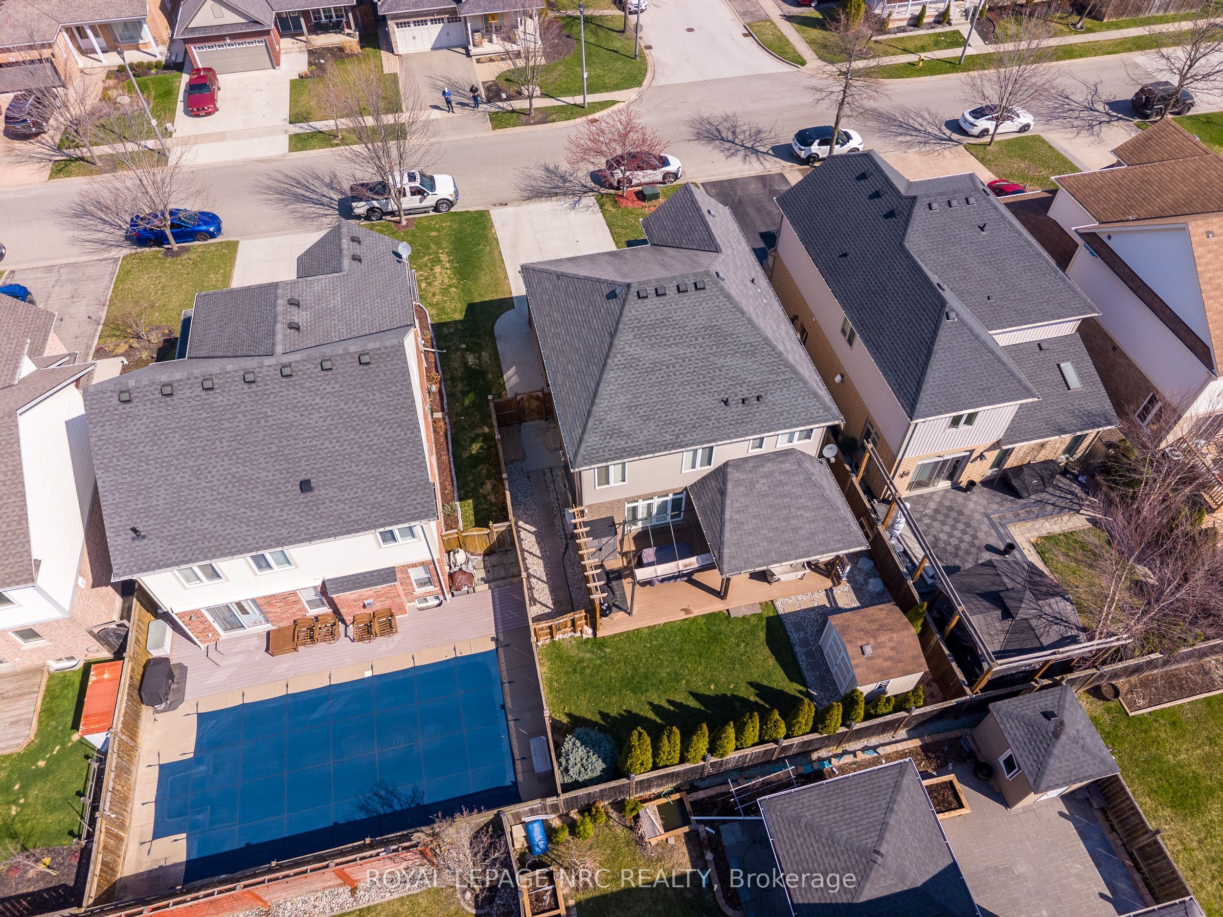 12 Wilfrid Laurier Crescent Property Photo 43