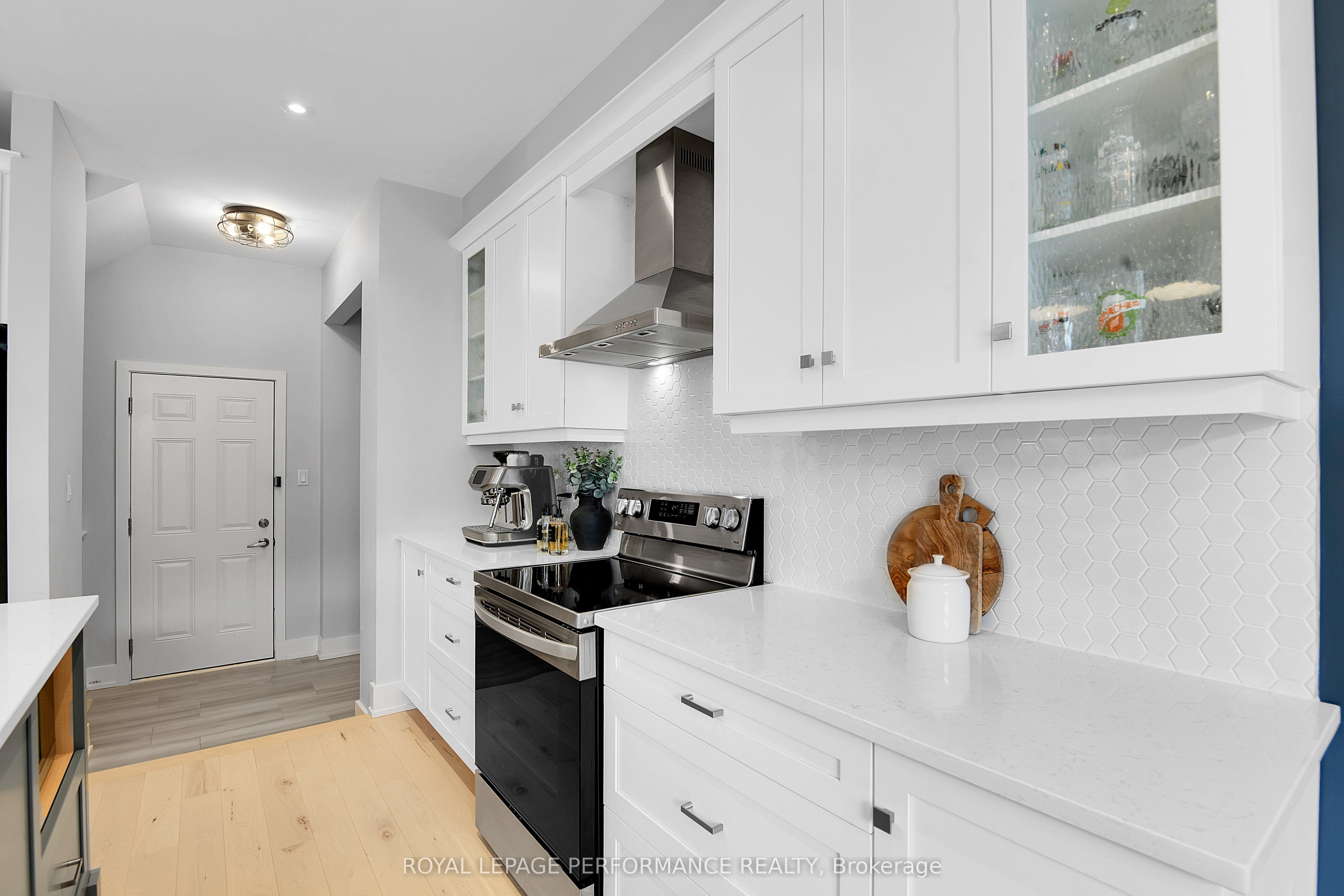 56 Pelham Crescent Property Photo 10