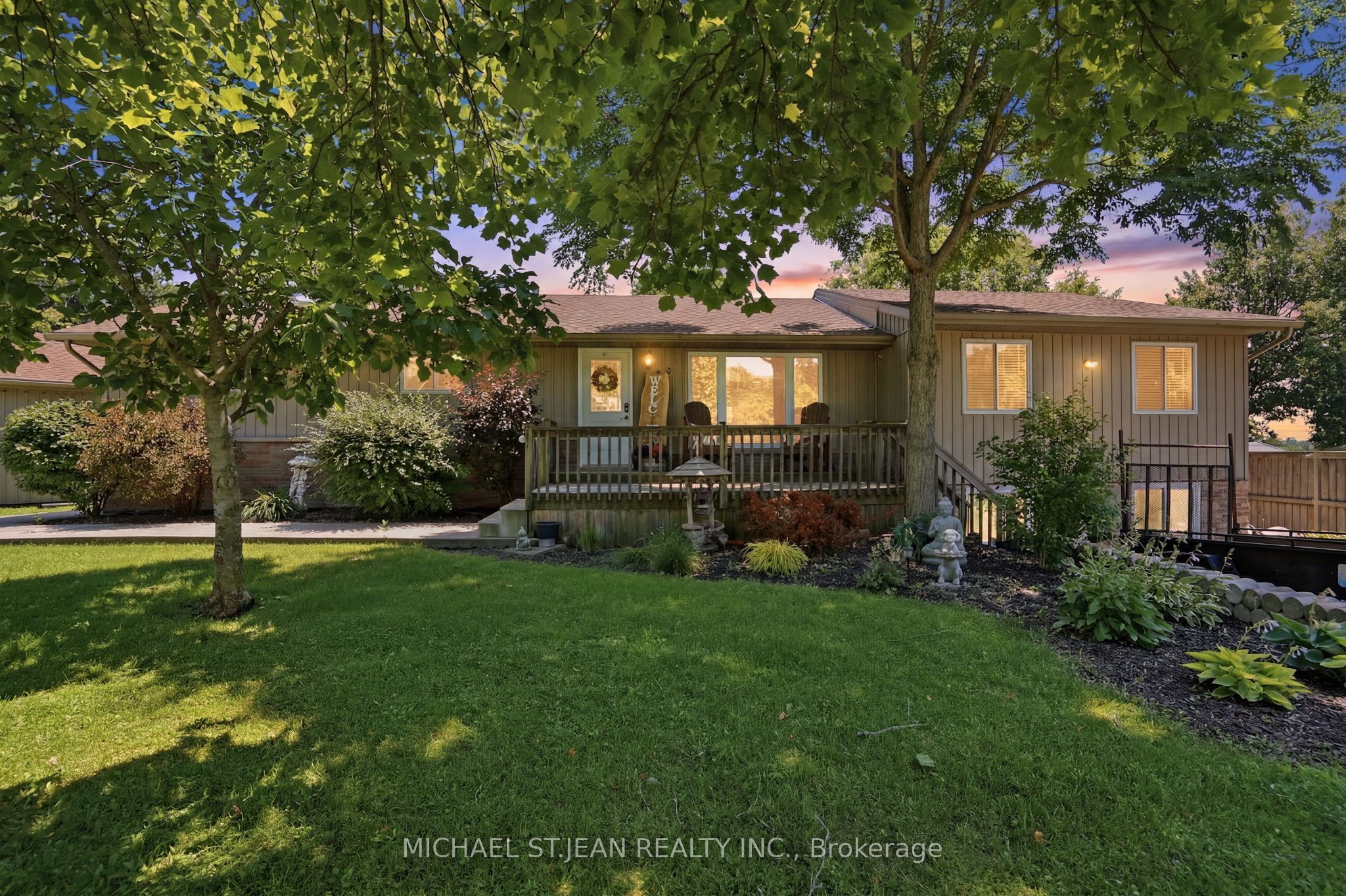 25 Saveryn Road Property Photo 1