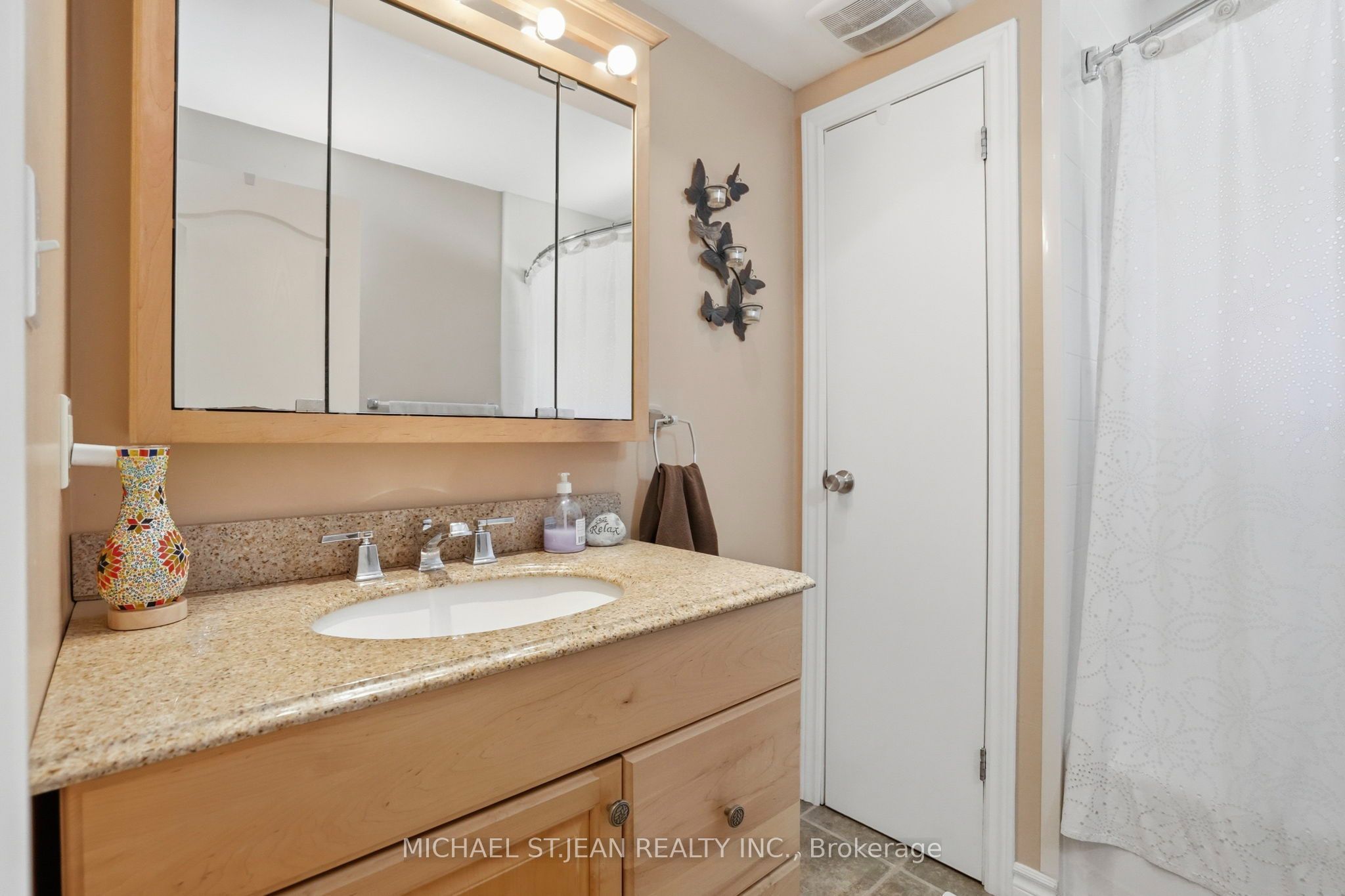 25 Saveryn Road Property Photo 19