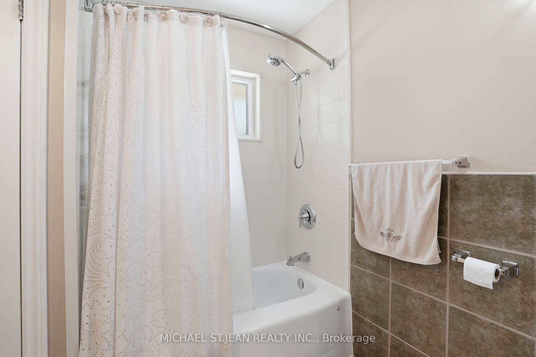 25 Saveryn Road Property Photo 20