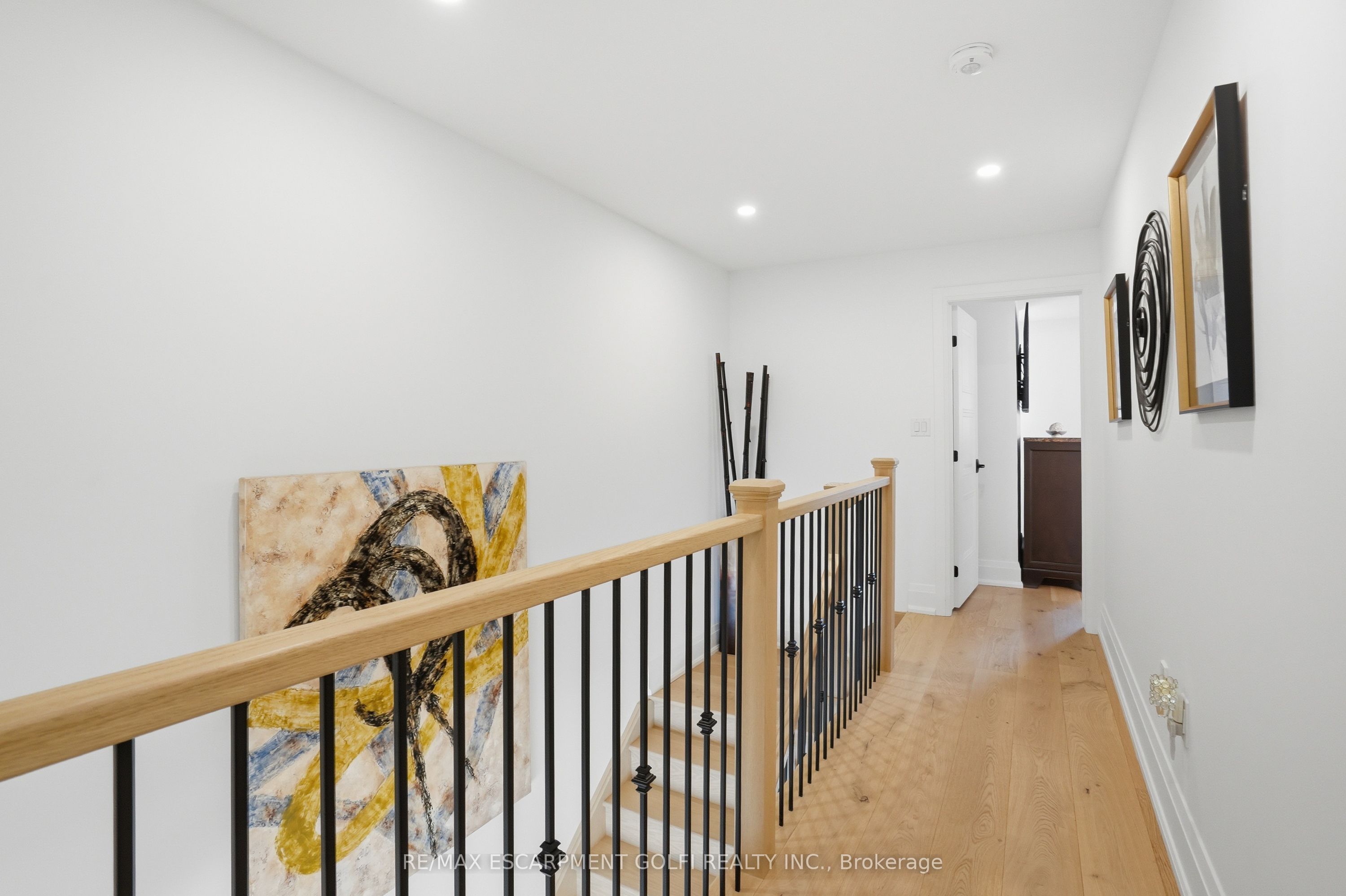 24 Willowbank Common Property Photo 32