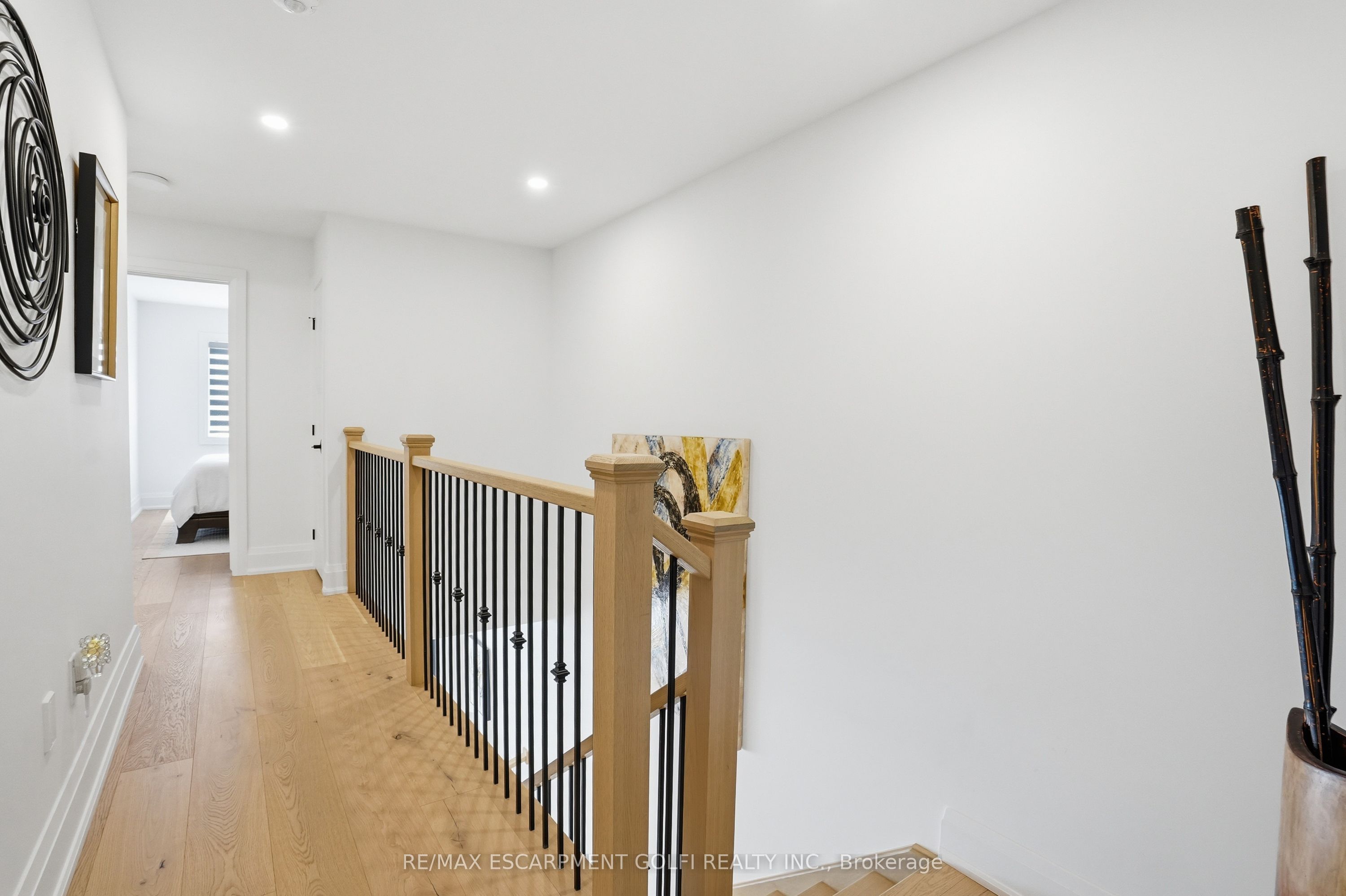 24 Willowbank Common Property Photo 34