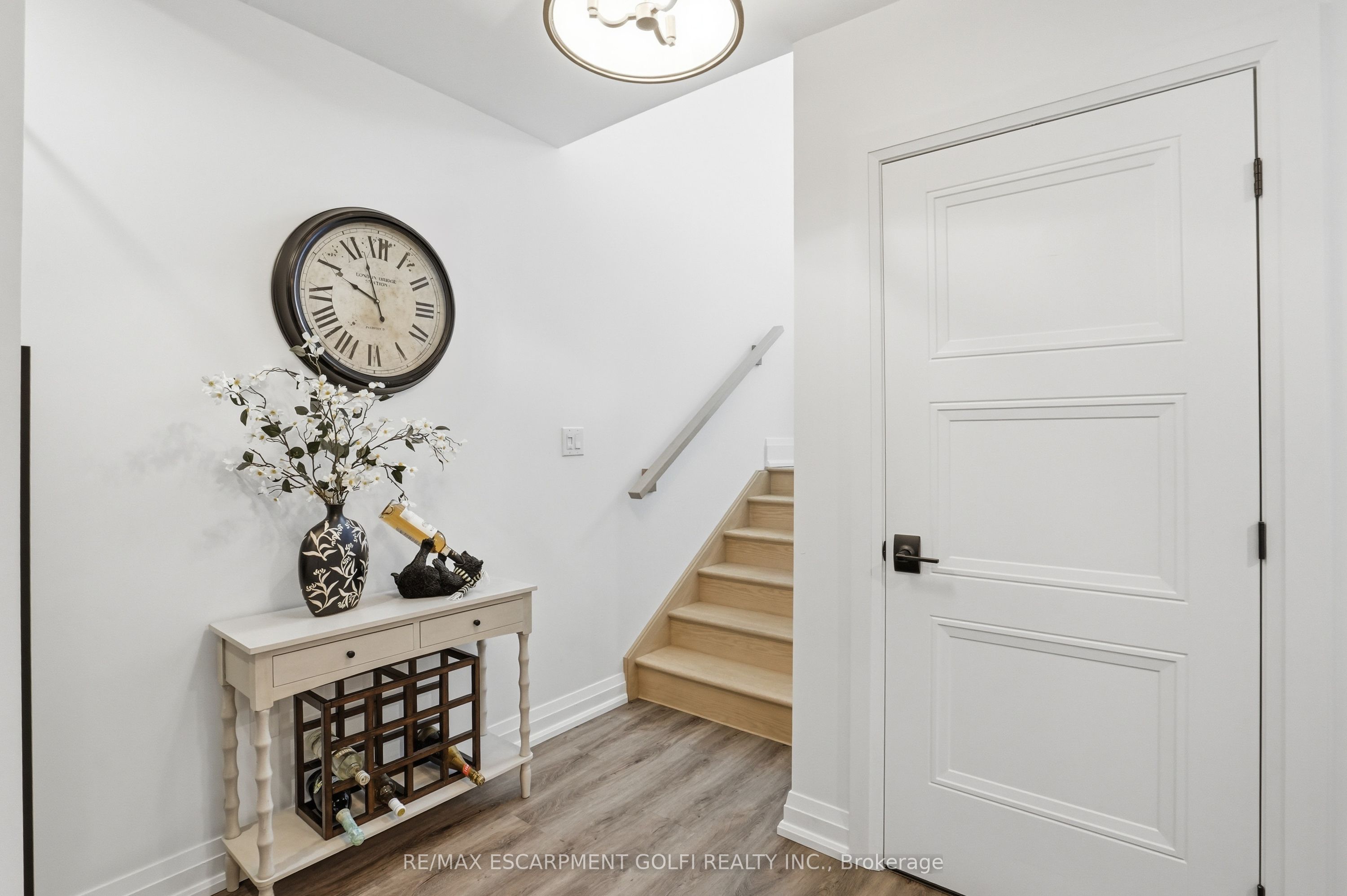 24 Willowbank Common Property Photo 41