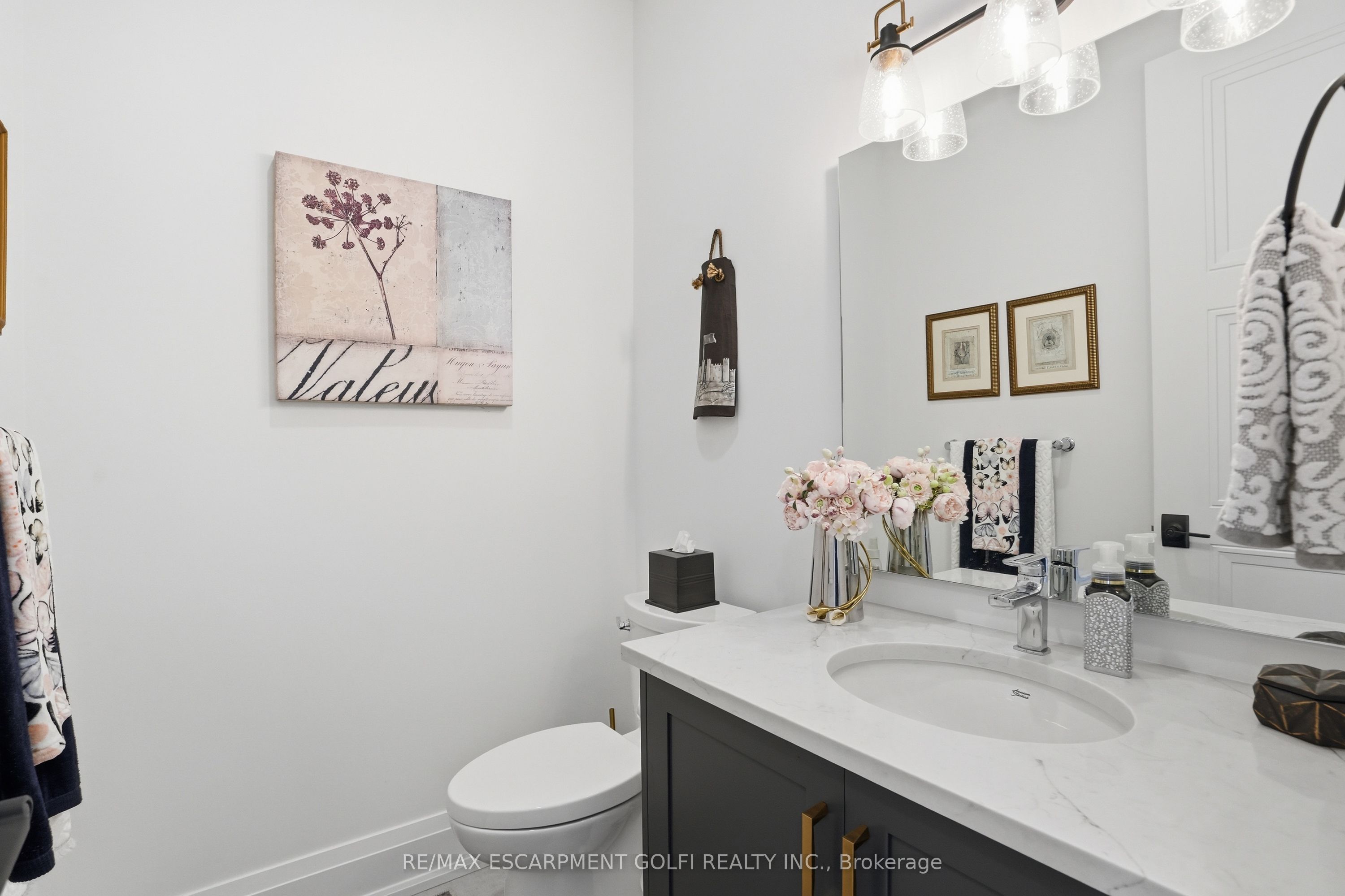 24 Willowbank Common Property Photo 48