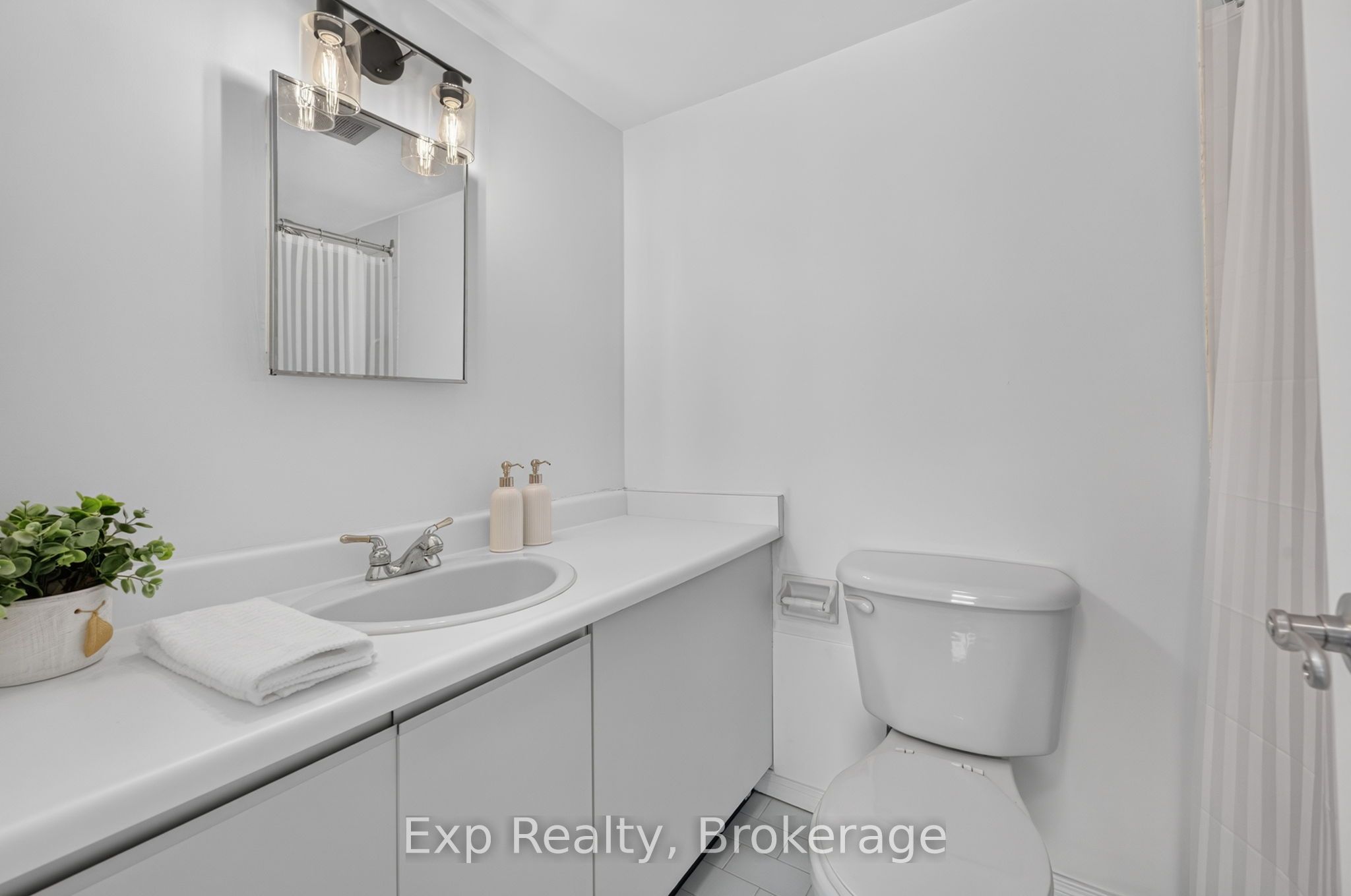 344 Front Street 305 Property Photo 23