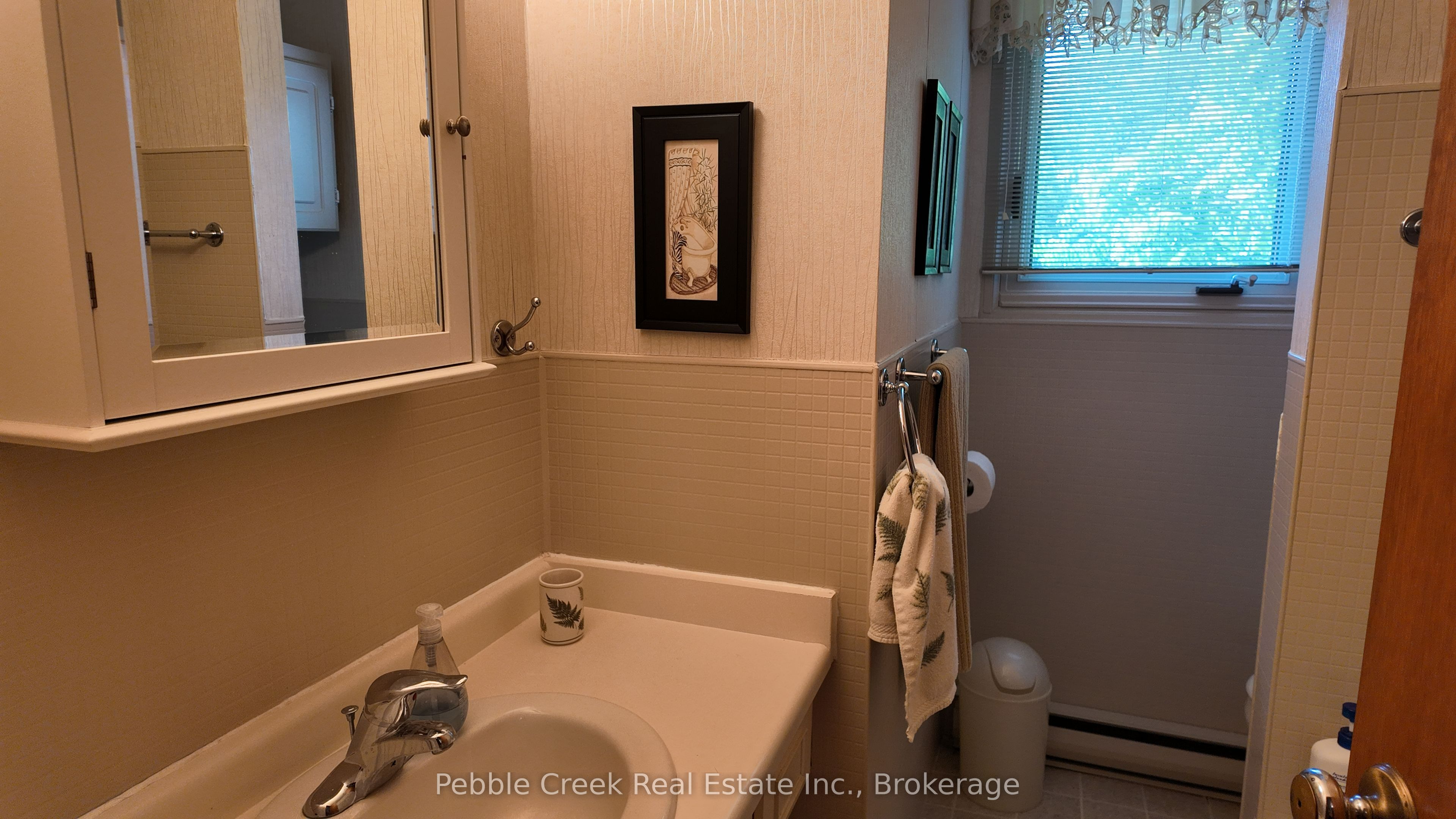 412 Ash Street Property Photo 13