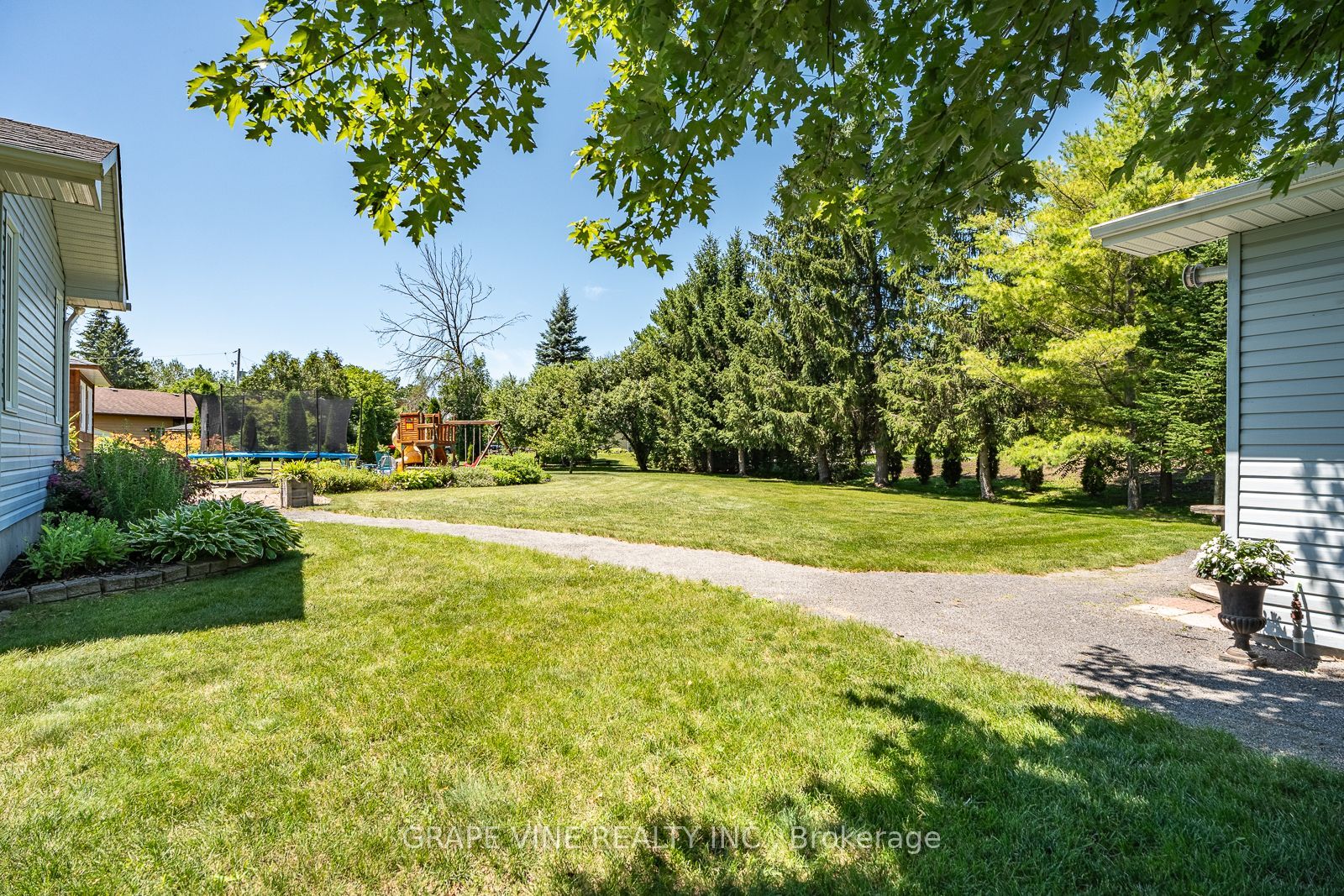 8391 Rowan Dr Drive Property Photo 7