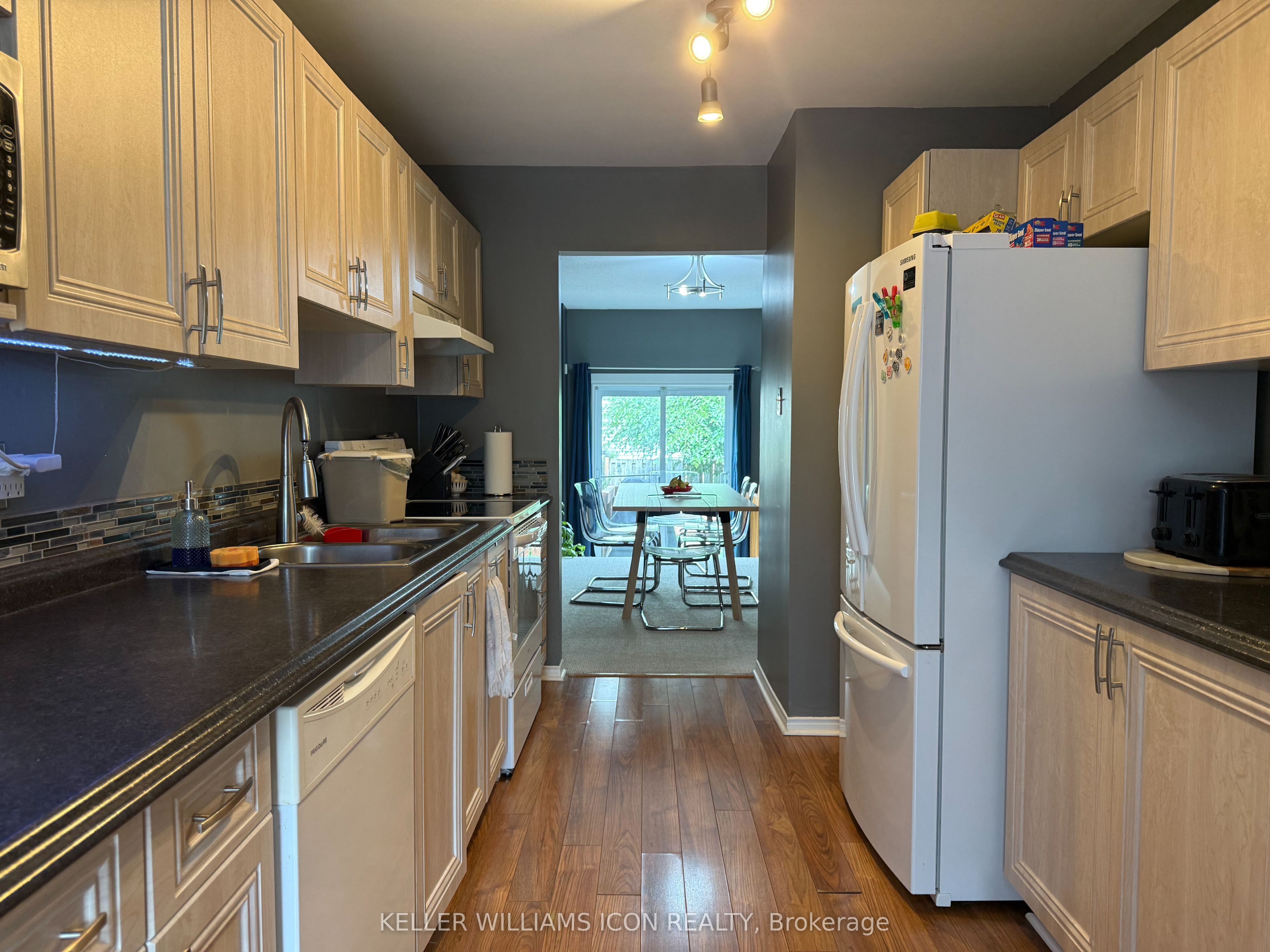 116 Halley Street Property Photo 3