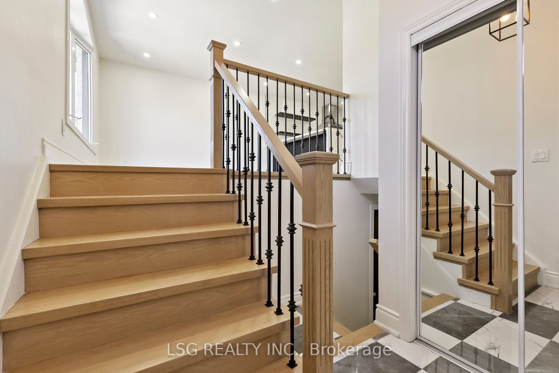 335 Belmont Avenue W Property Photo 6