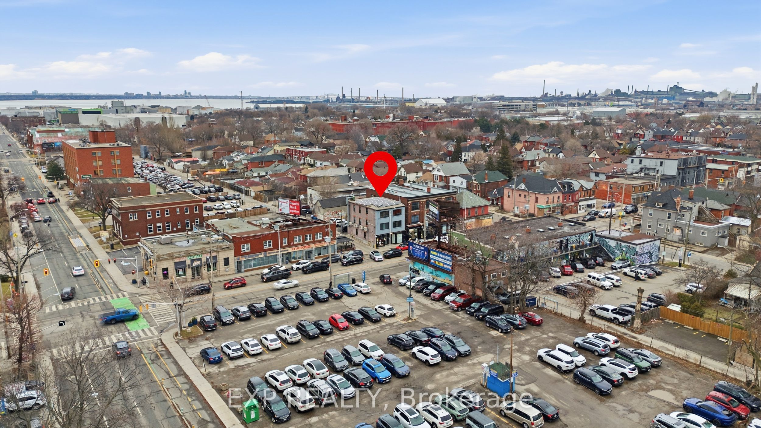 301 Barton Street E Property Photo 13