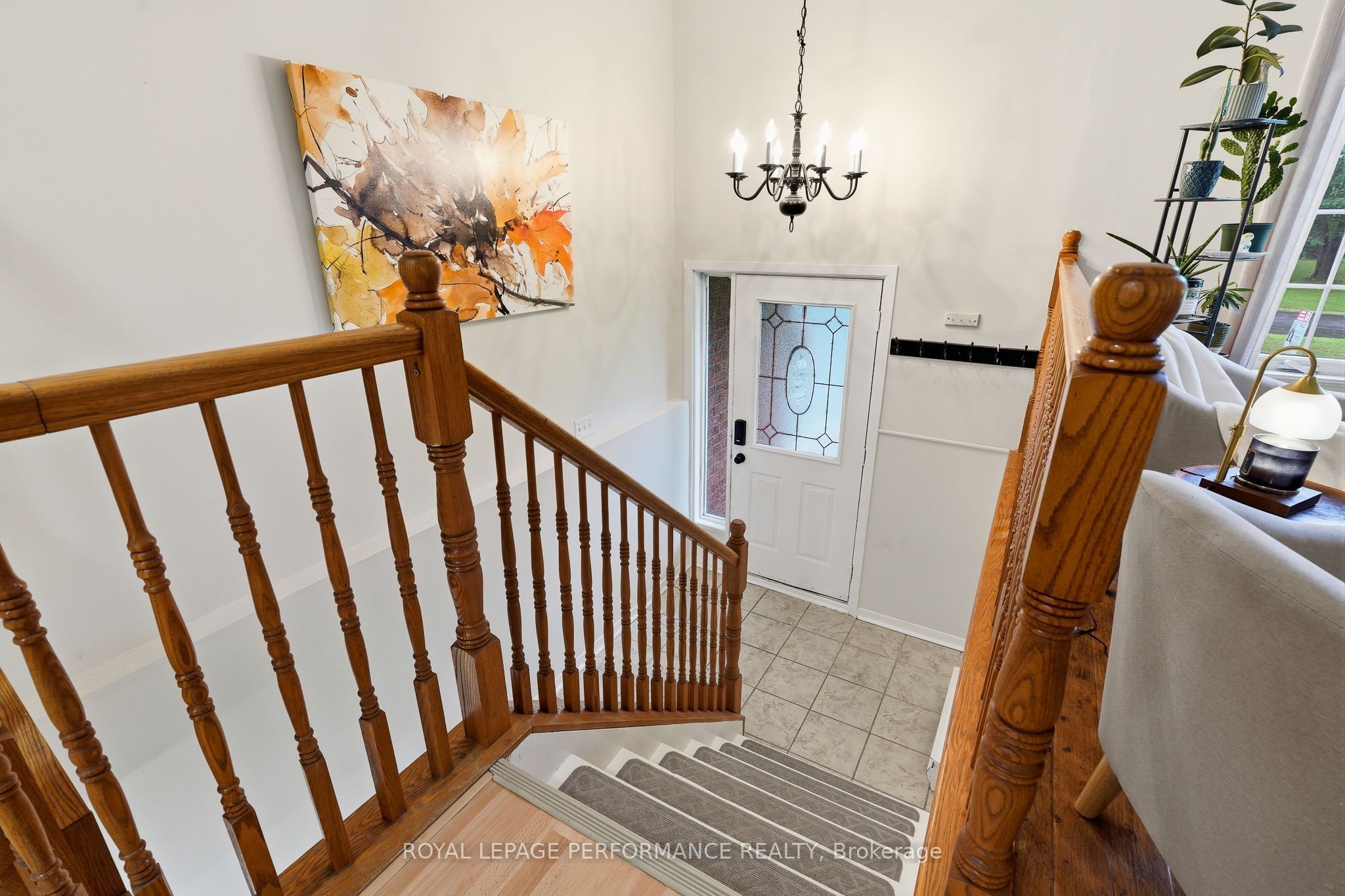 193 Blue Jay Drive Property Photo 3