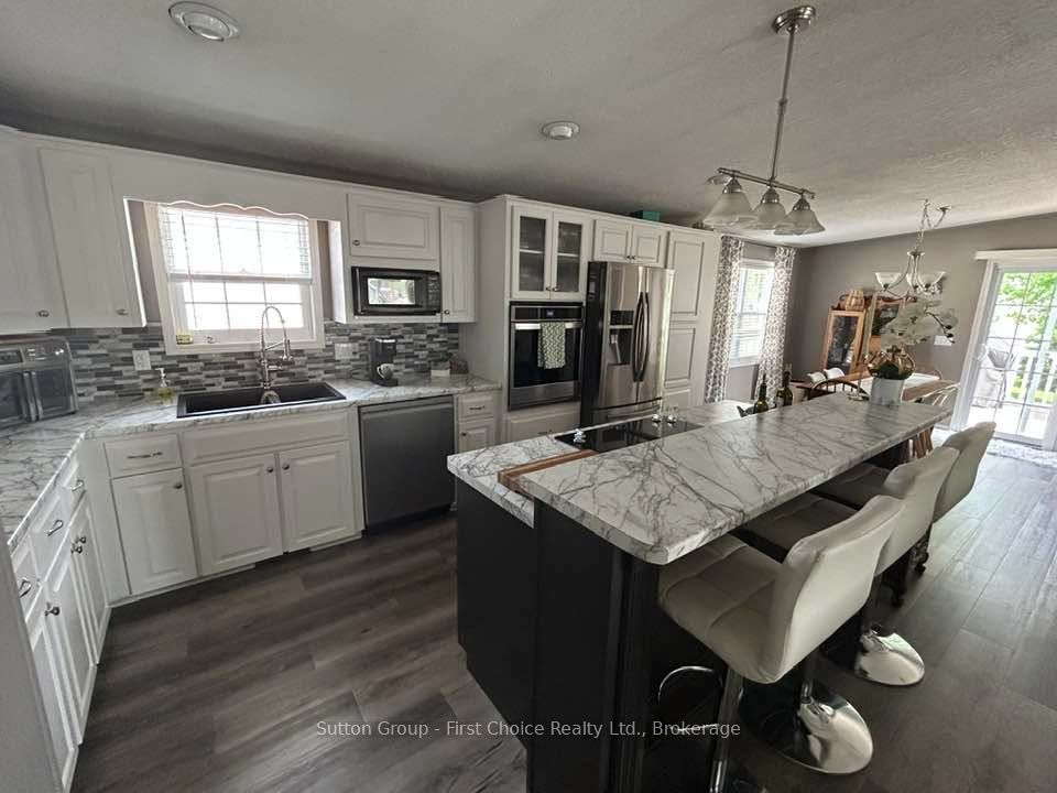 14 25 Thames Road Property Photo 9