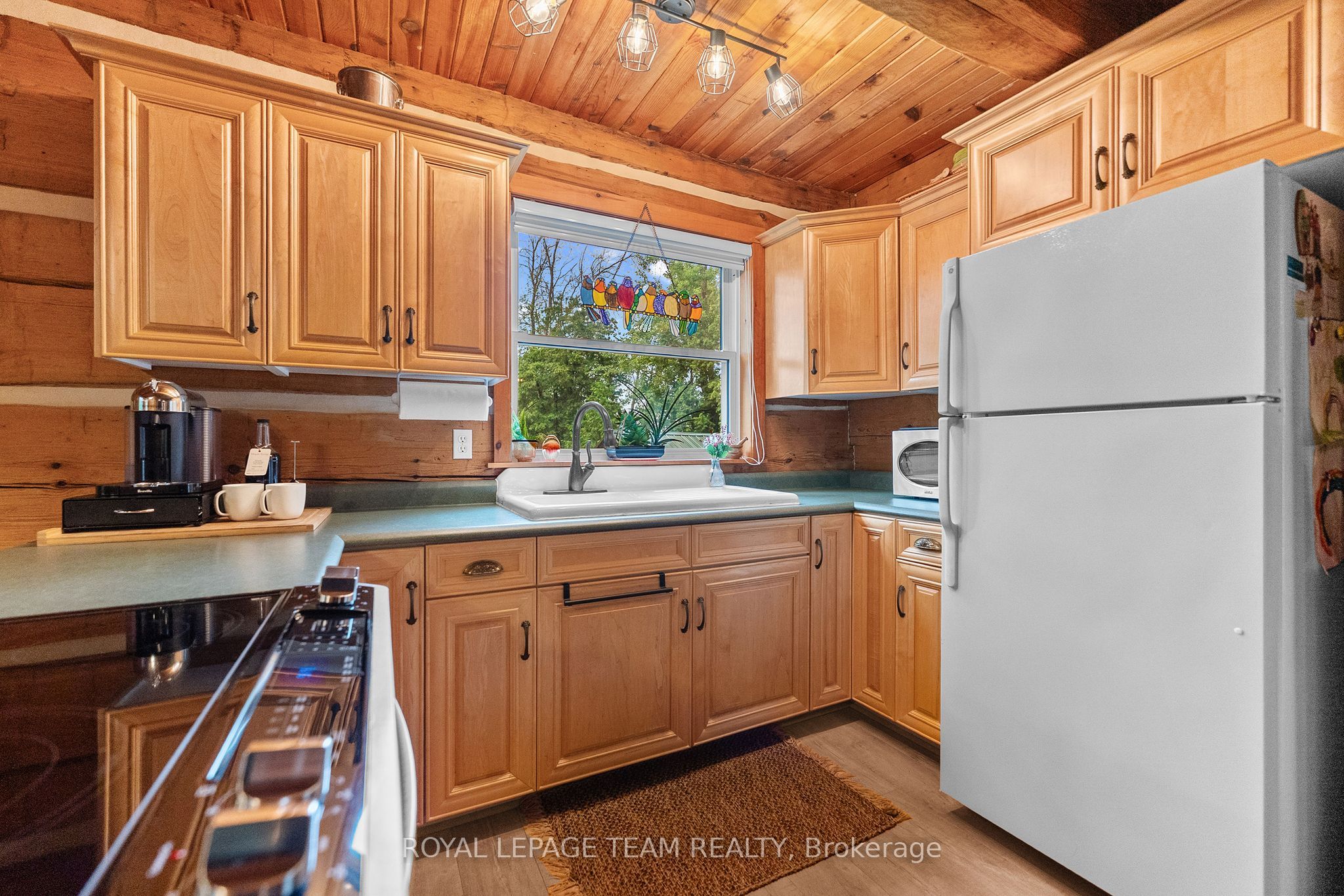 58 Hendry Lane Property Photo 8