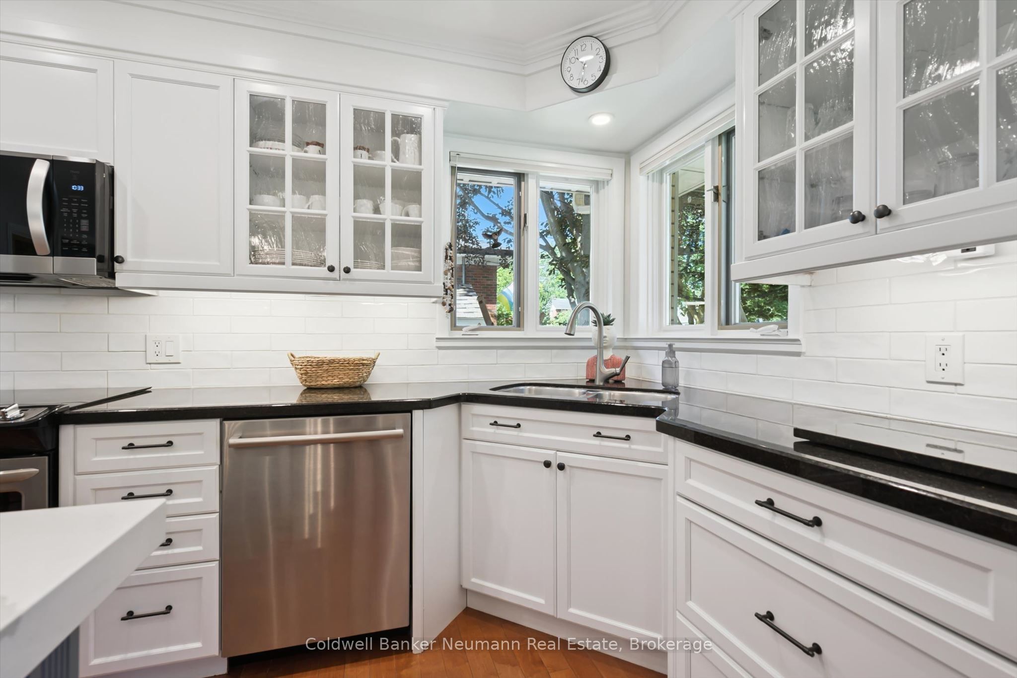 25 Bennett Avenue Property Photo 9