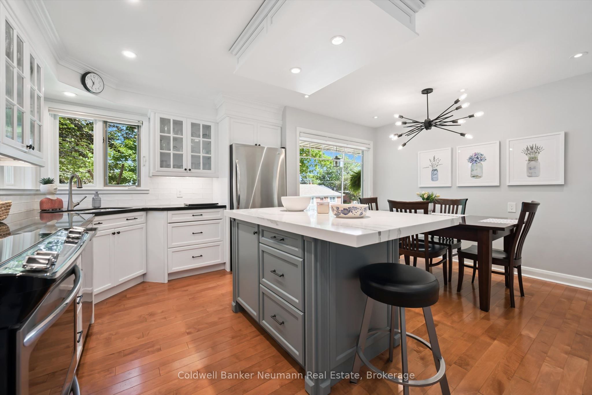 25 Bennett Avenue Property Photo 10