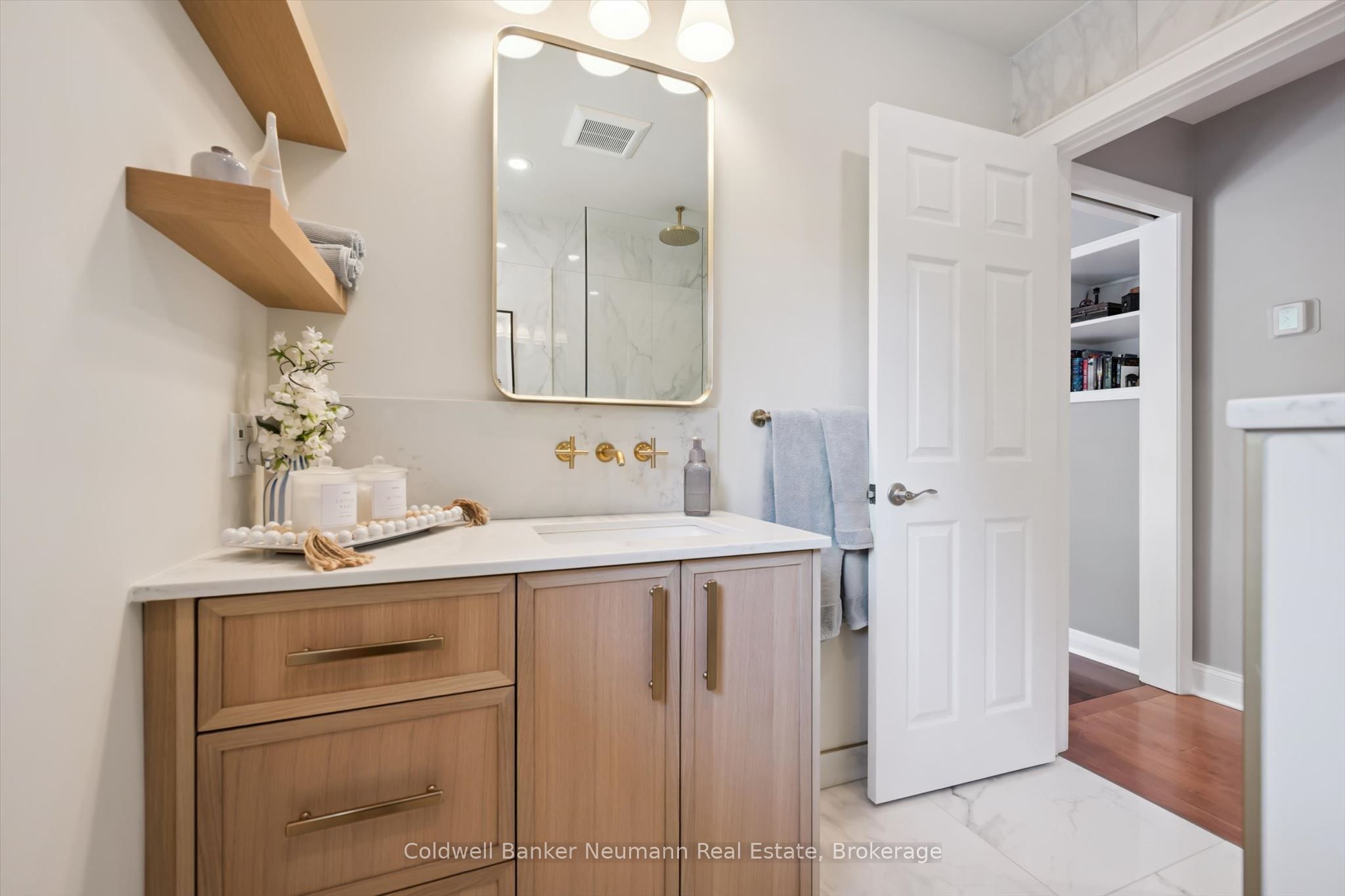 25 Bennett Avenue Property Photo 15
