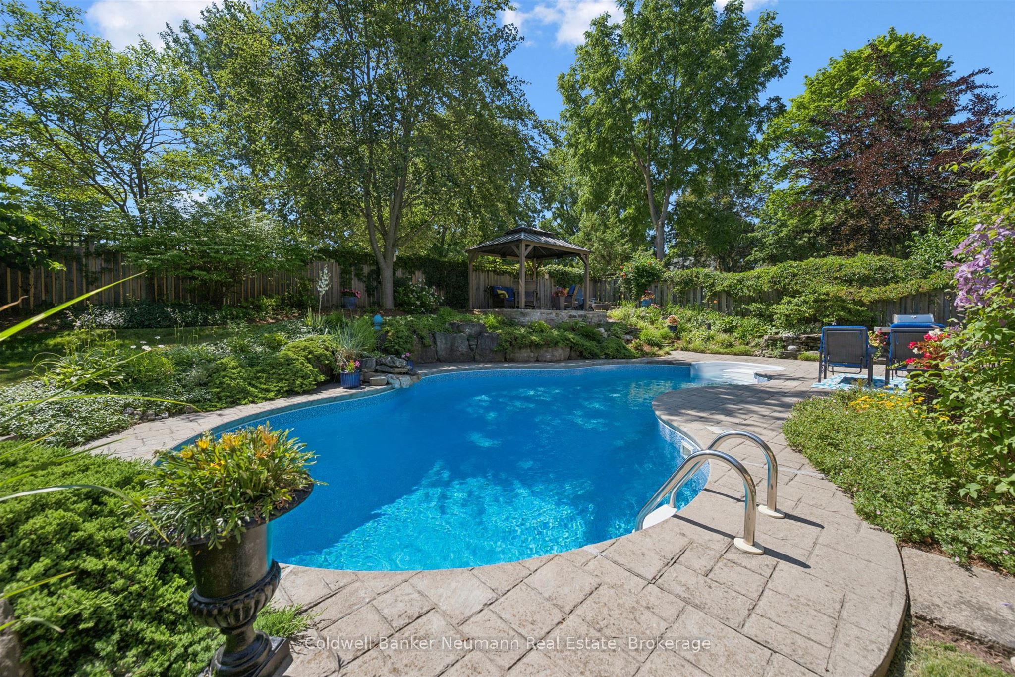 25 Bennett Avenue Property Photo 25