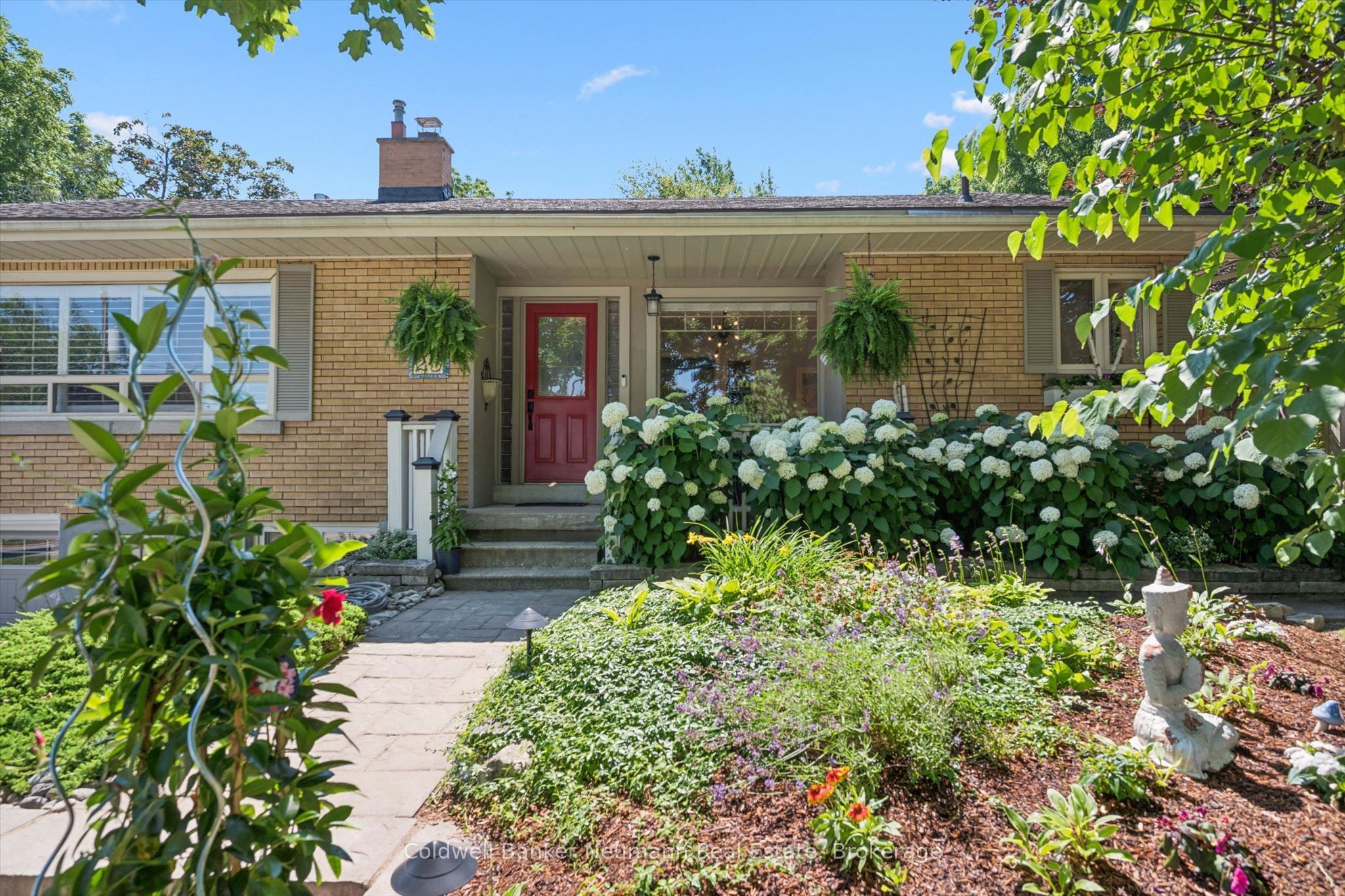 25 Bennett Avenue Property Photo 31