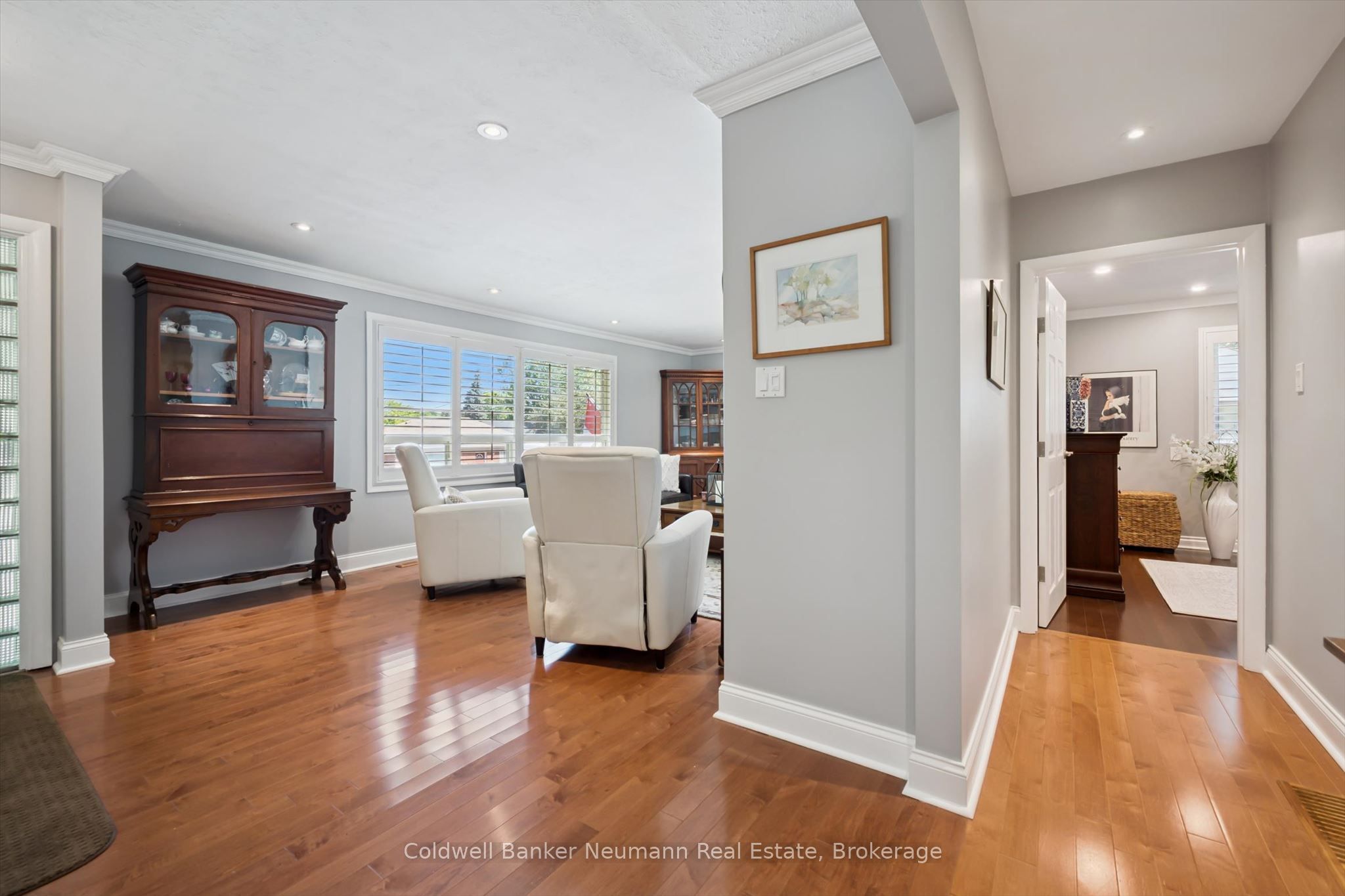 25 Bennett Avenue Property Photo 37