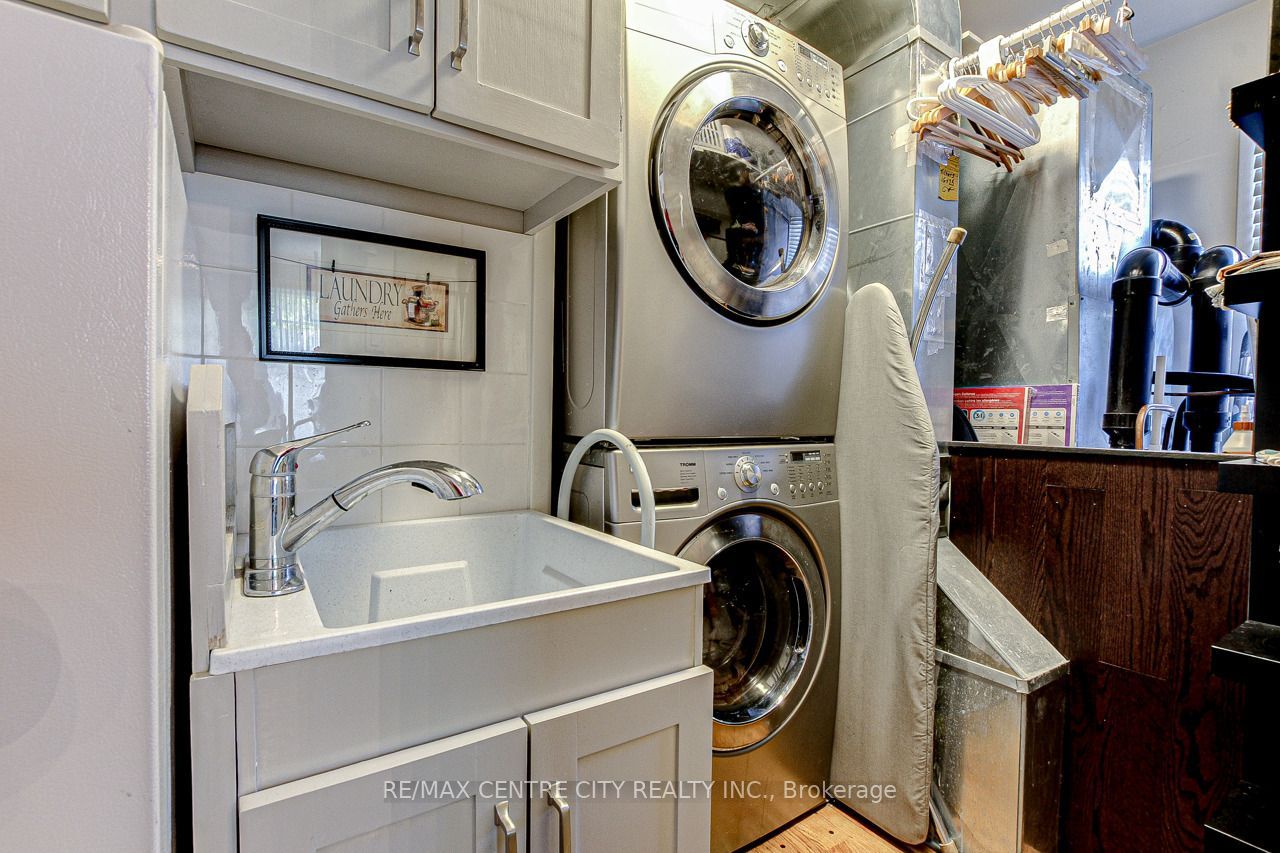 174 Harrison Place Property Photo 8