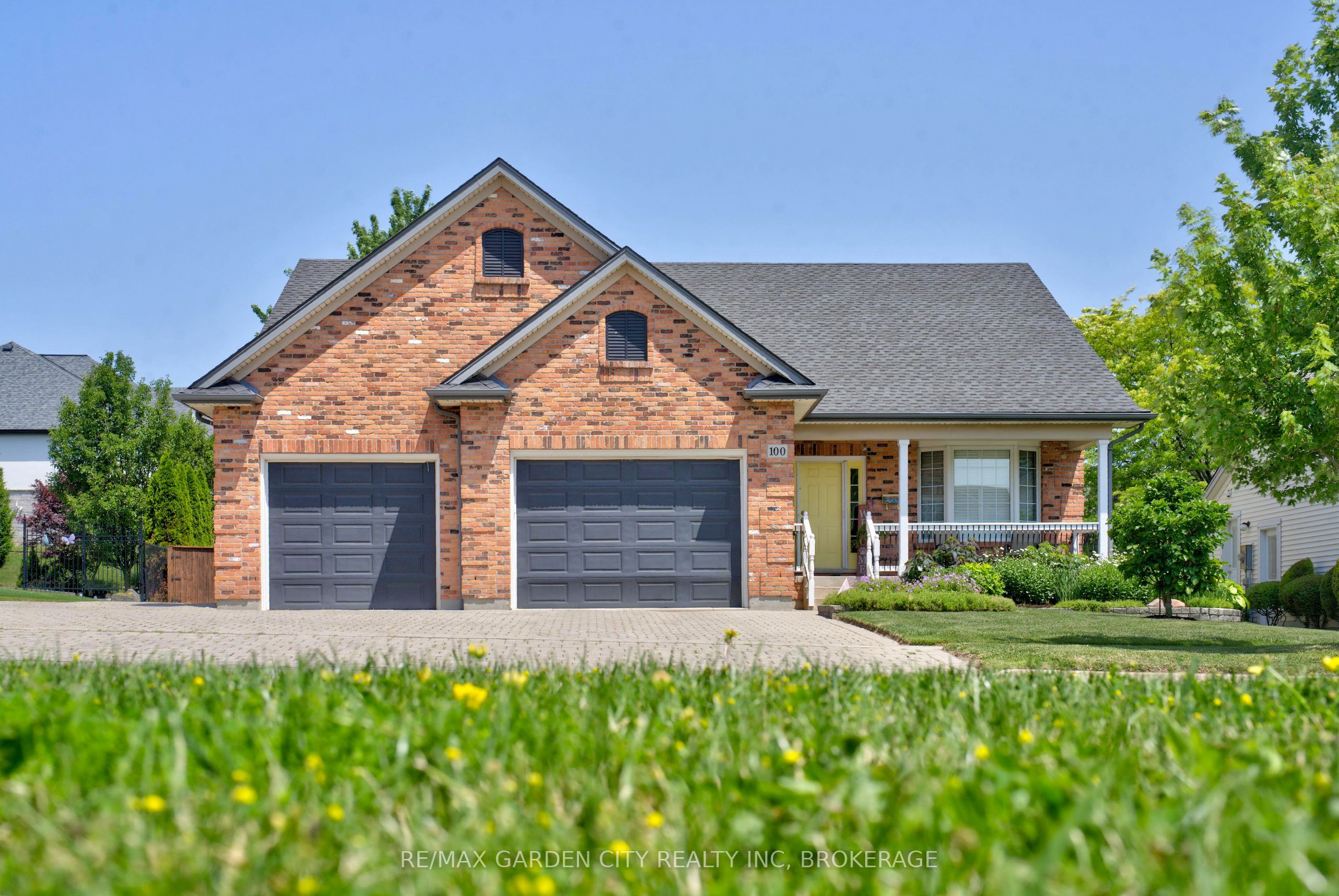 100 Thorold Road E Property Photo 2