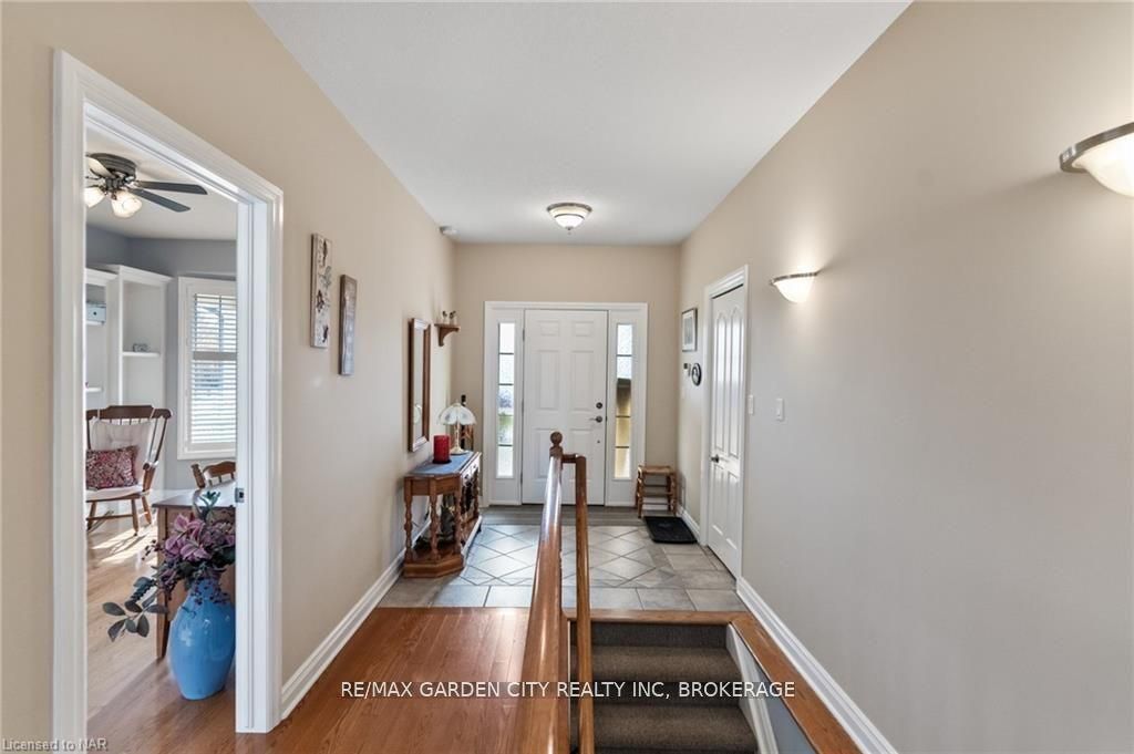100 Thorold Road E Property Photo 4