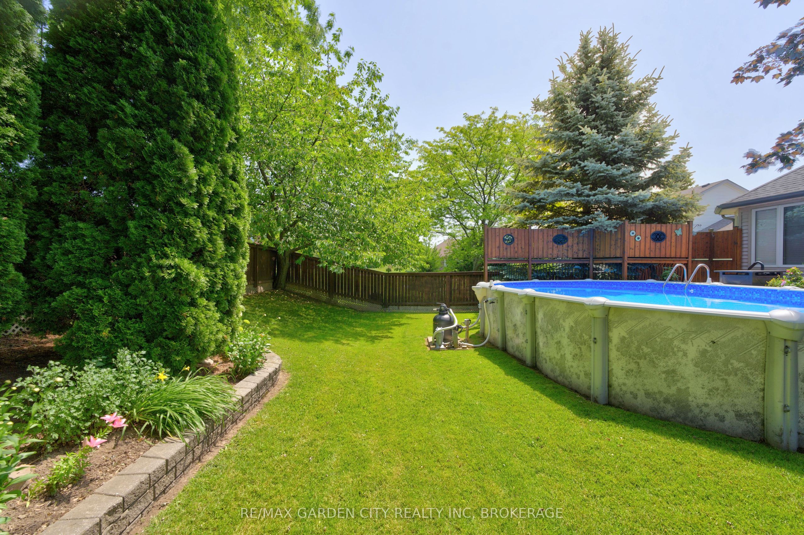 100 Thorold Road E Property Photo 32