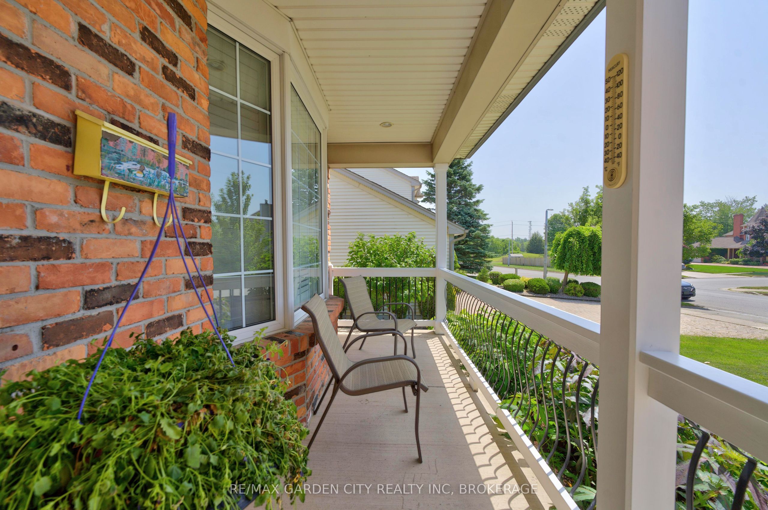 100 Thorold Road E Property Photo 42