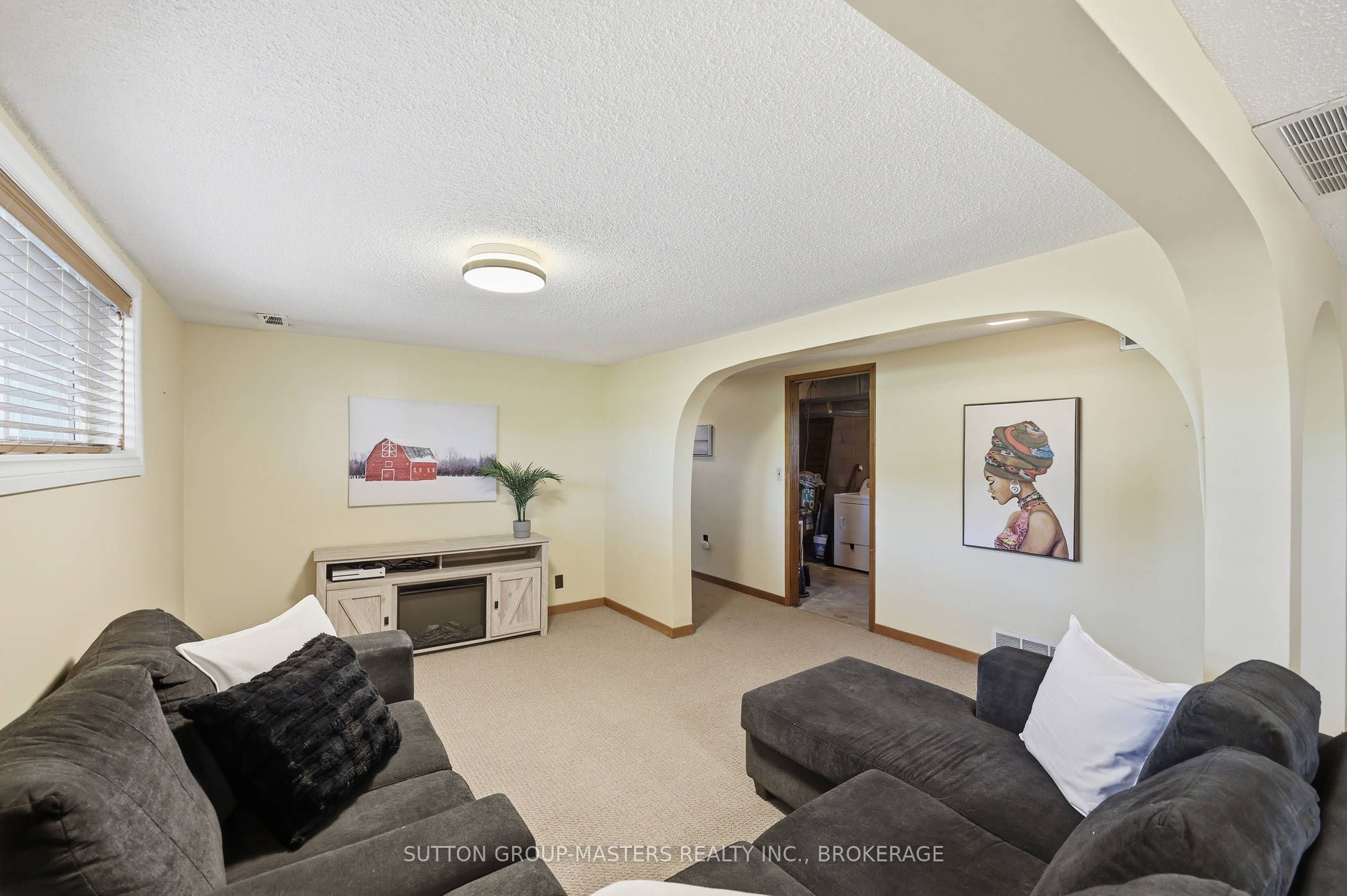 2212 Battersea Road Property Photo 33