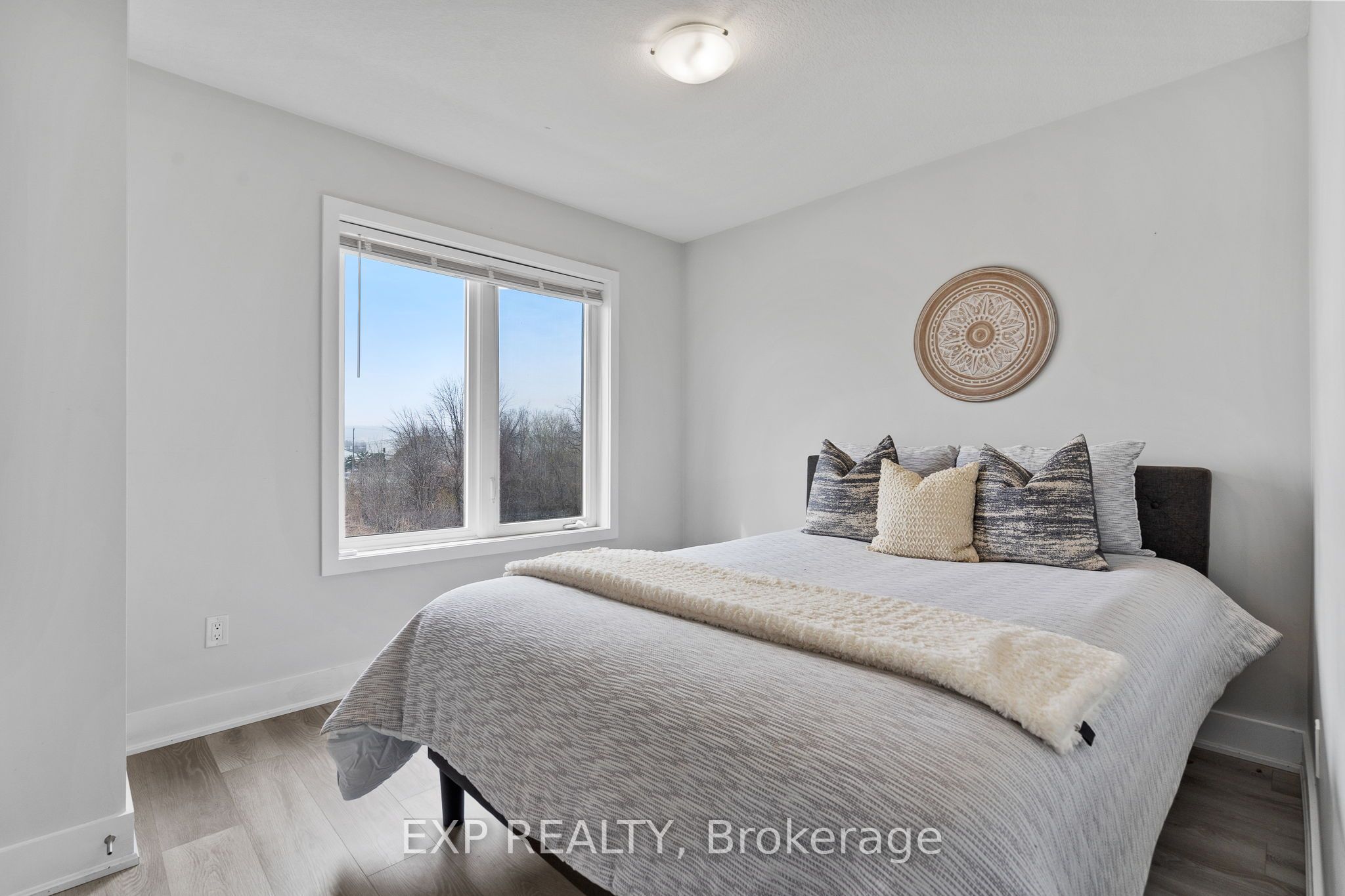 115 Shoreview Place 6 Property Photo 20