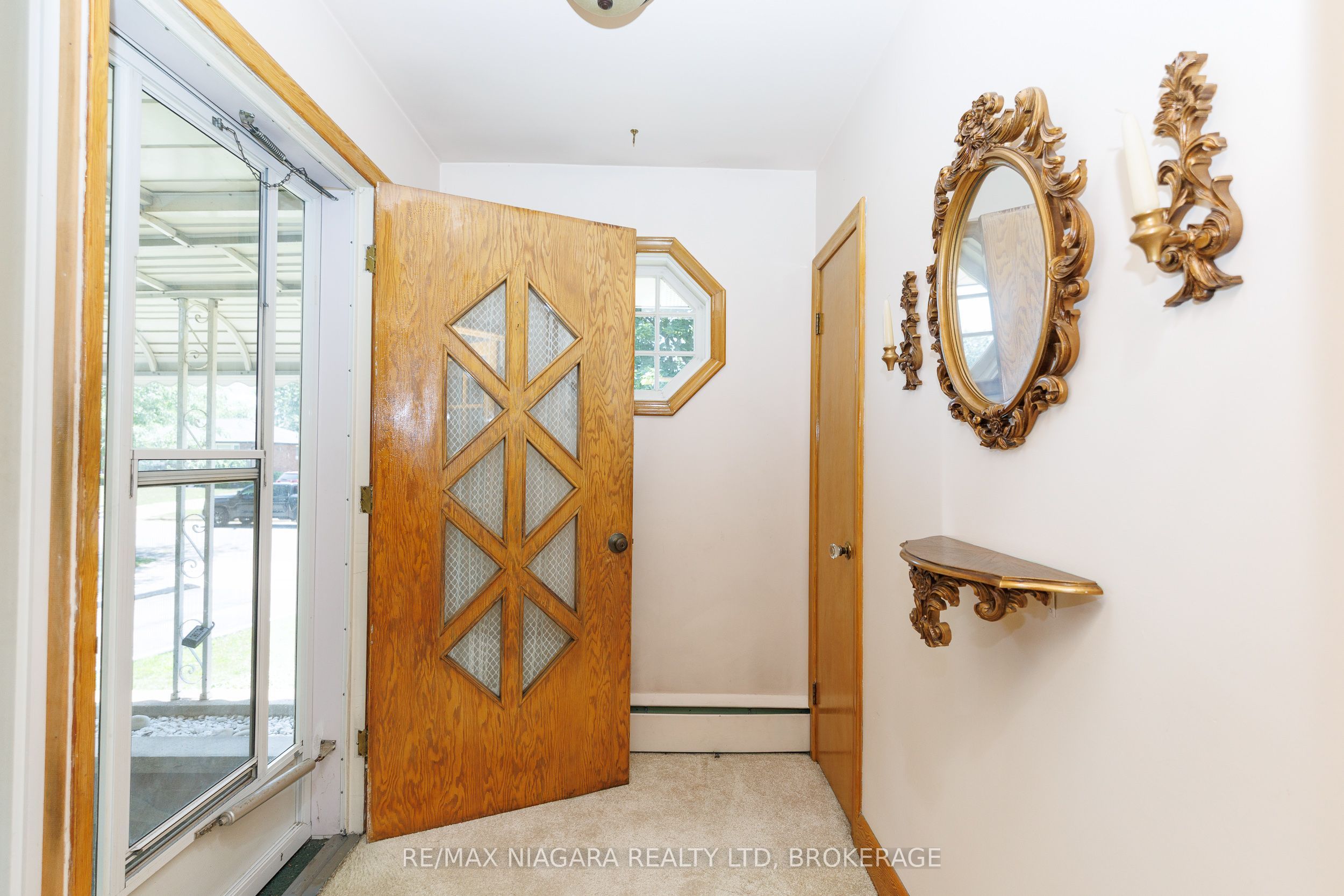84 Second Street Property Photo 4