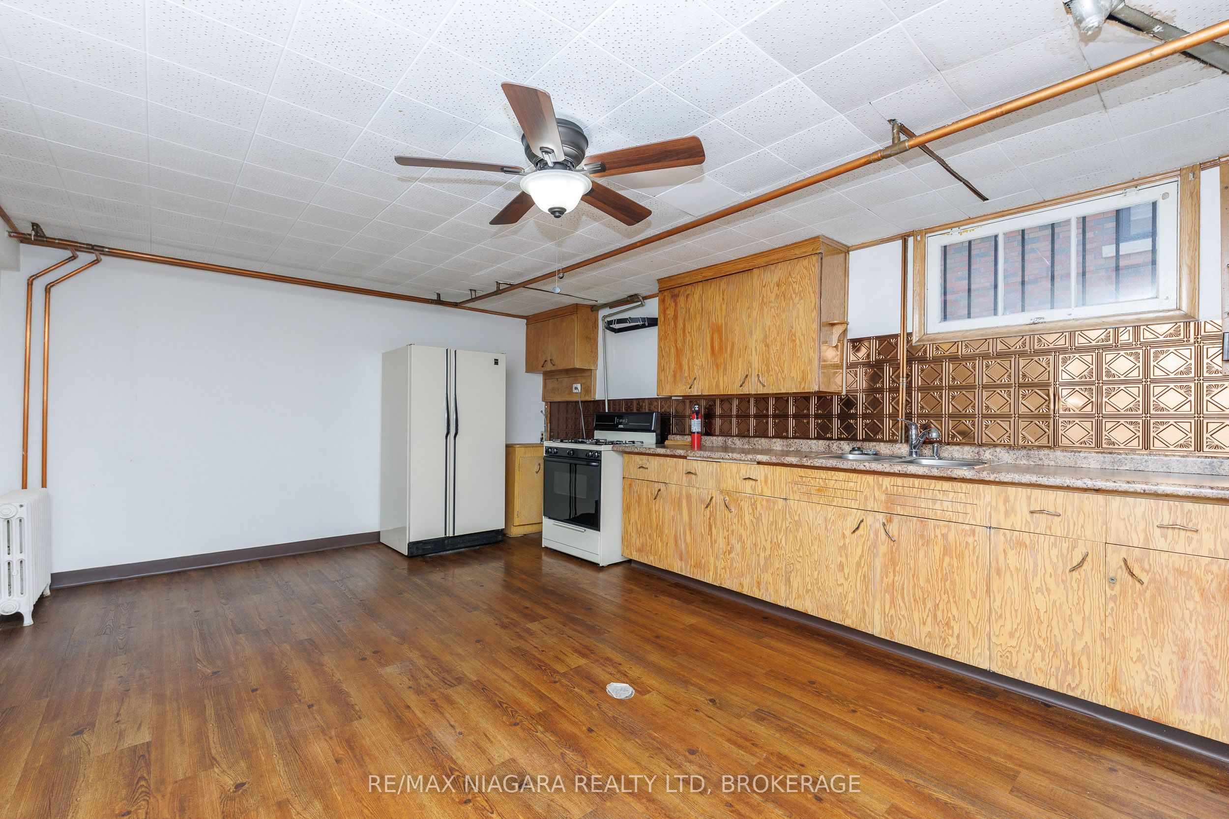 84 Second Street Property Photo 28