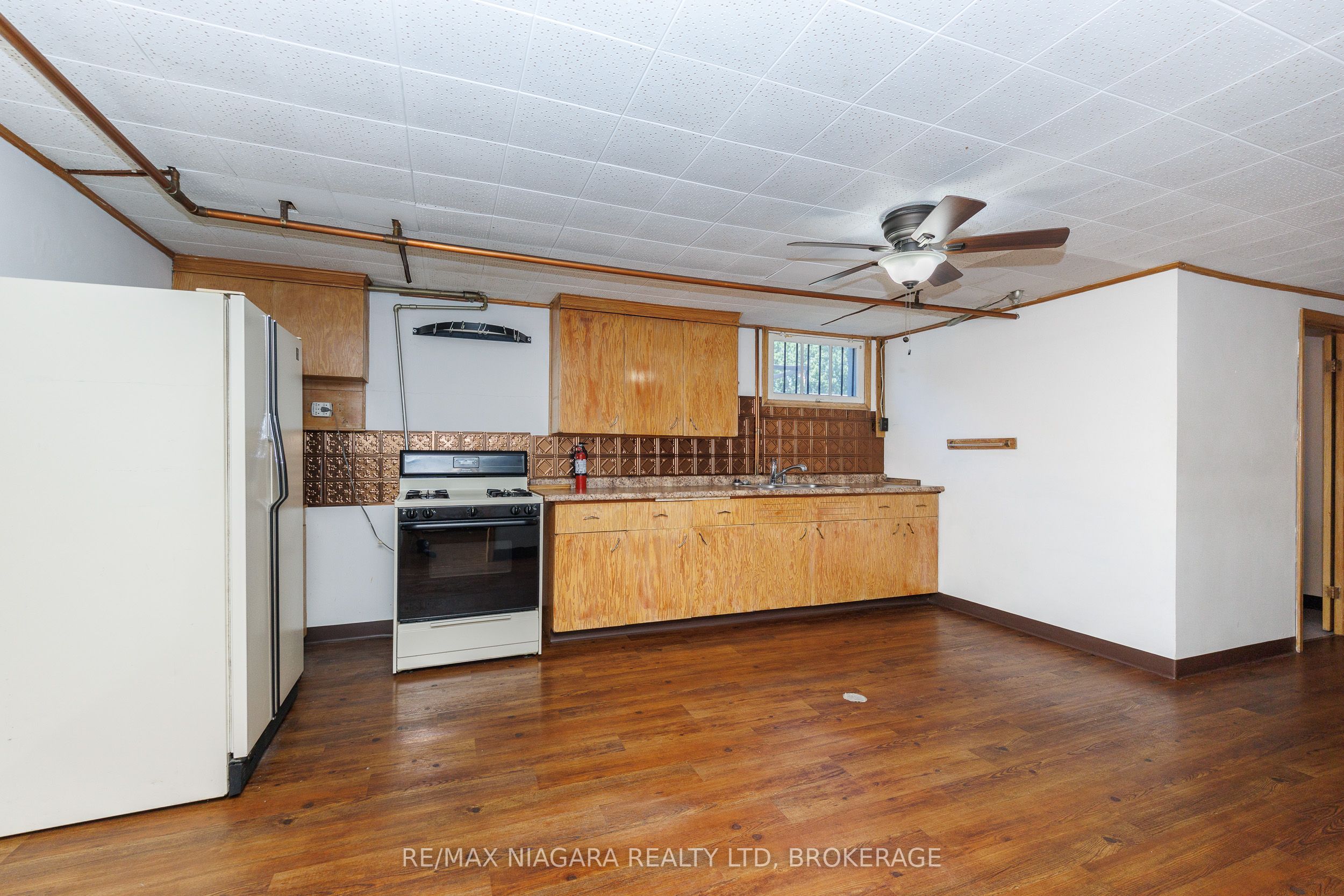 84 Second Street Property Photo 29