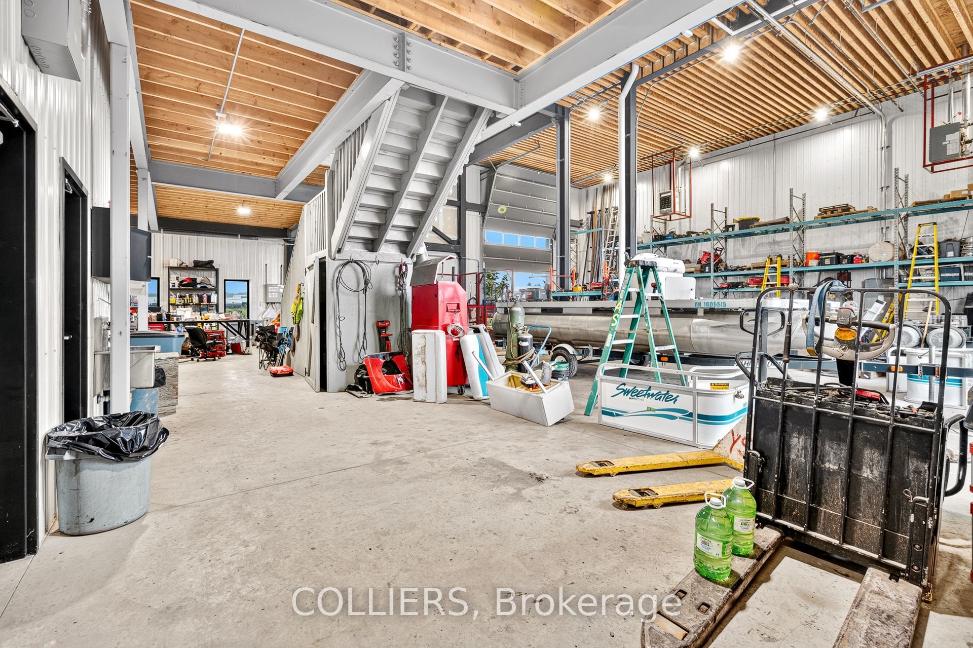 224 Robot Street Property Photo 3